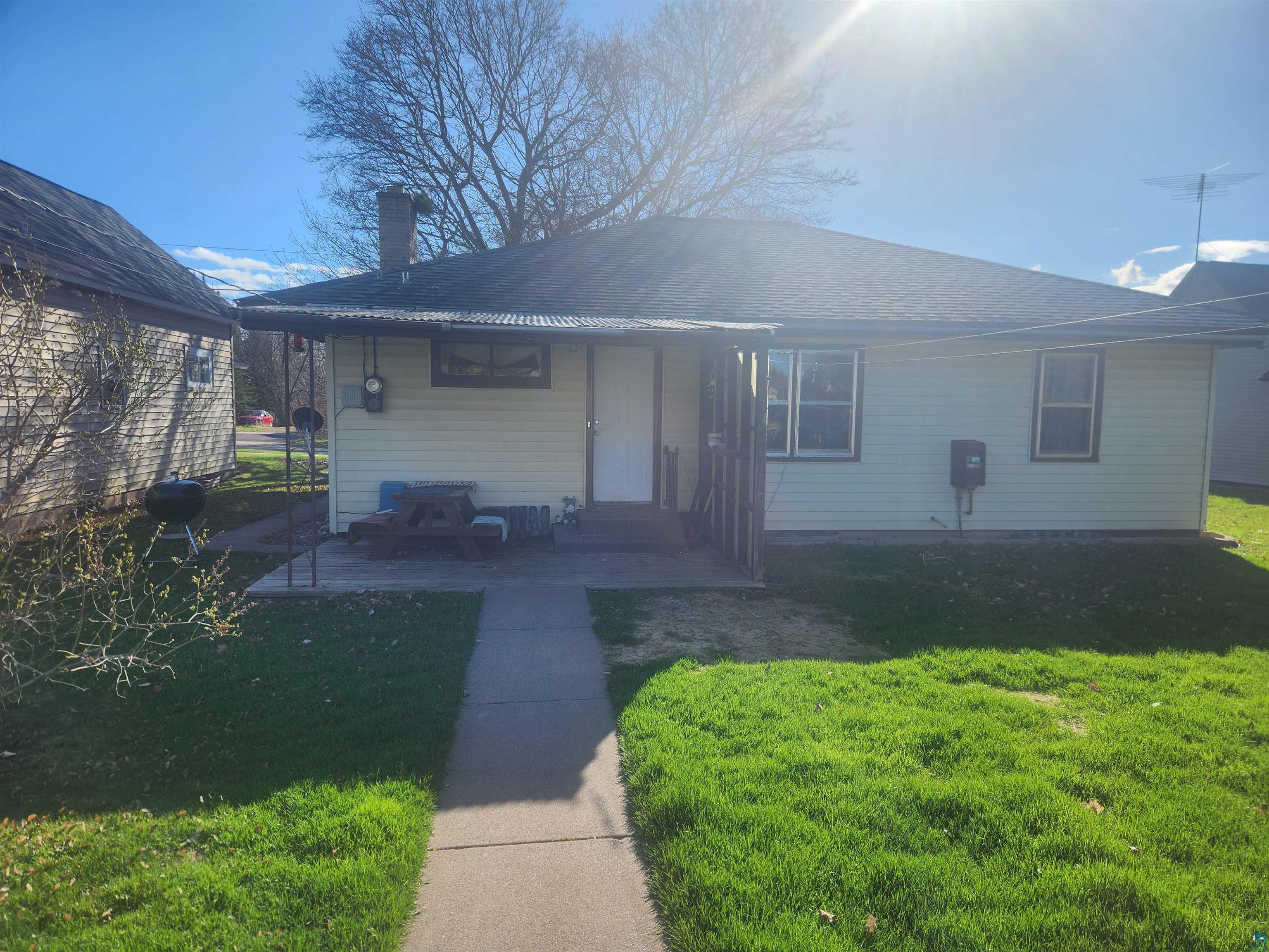 218 E 11th Ave Ashland WI 54806 6125035 image11