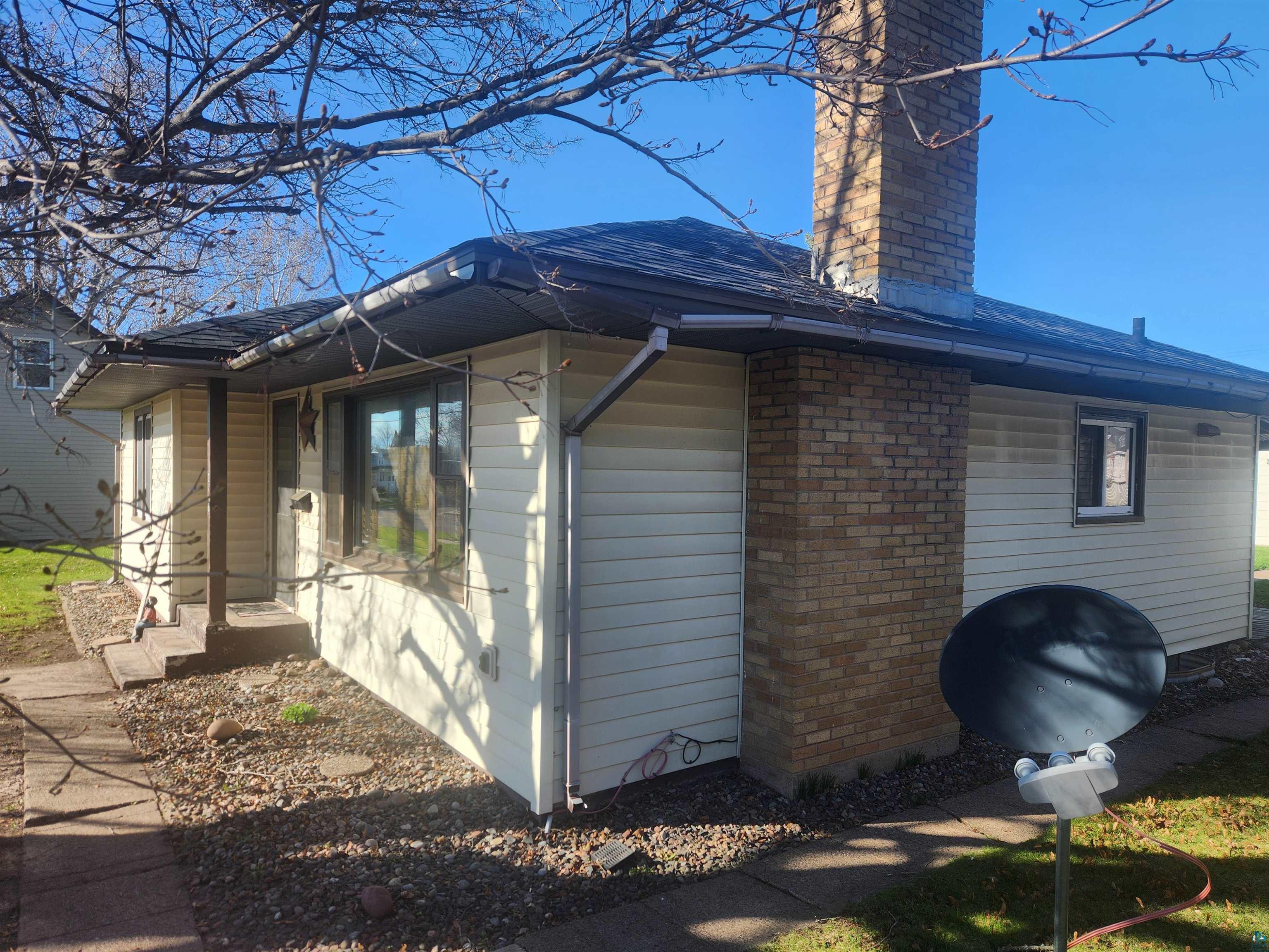 218 E 11th Ave Ashland WI 54806 6125035 image2