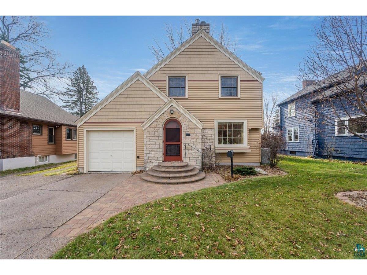 218 W Arrowhead Rd Duluth MN 55803 6111495 image1