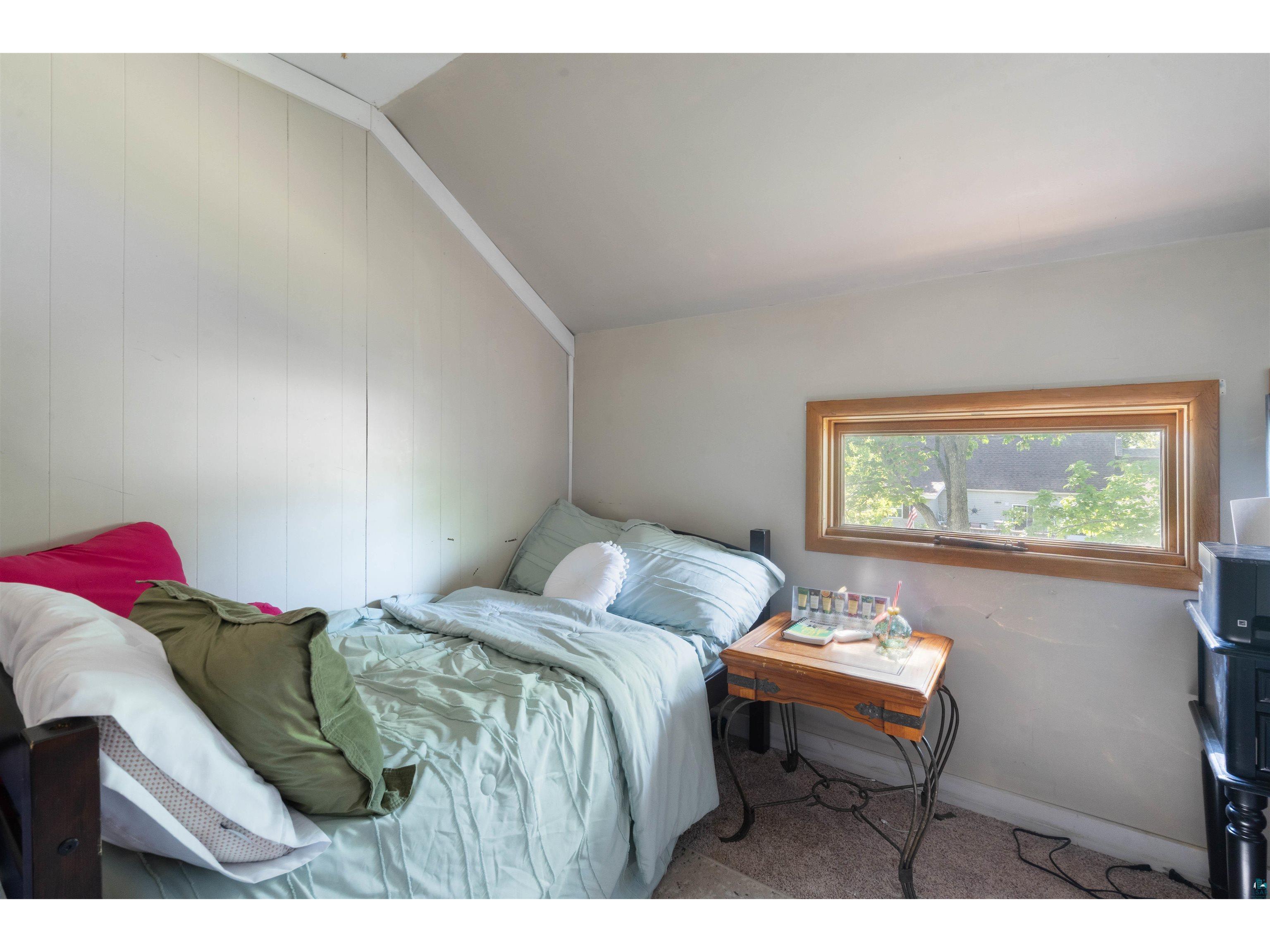 219 High St Spooner WI 54801 6125660 image27