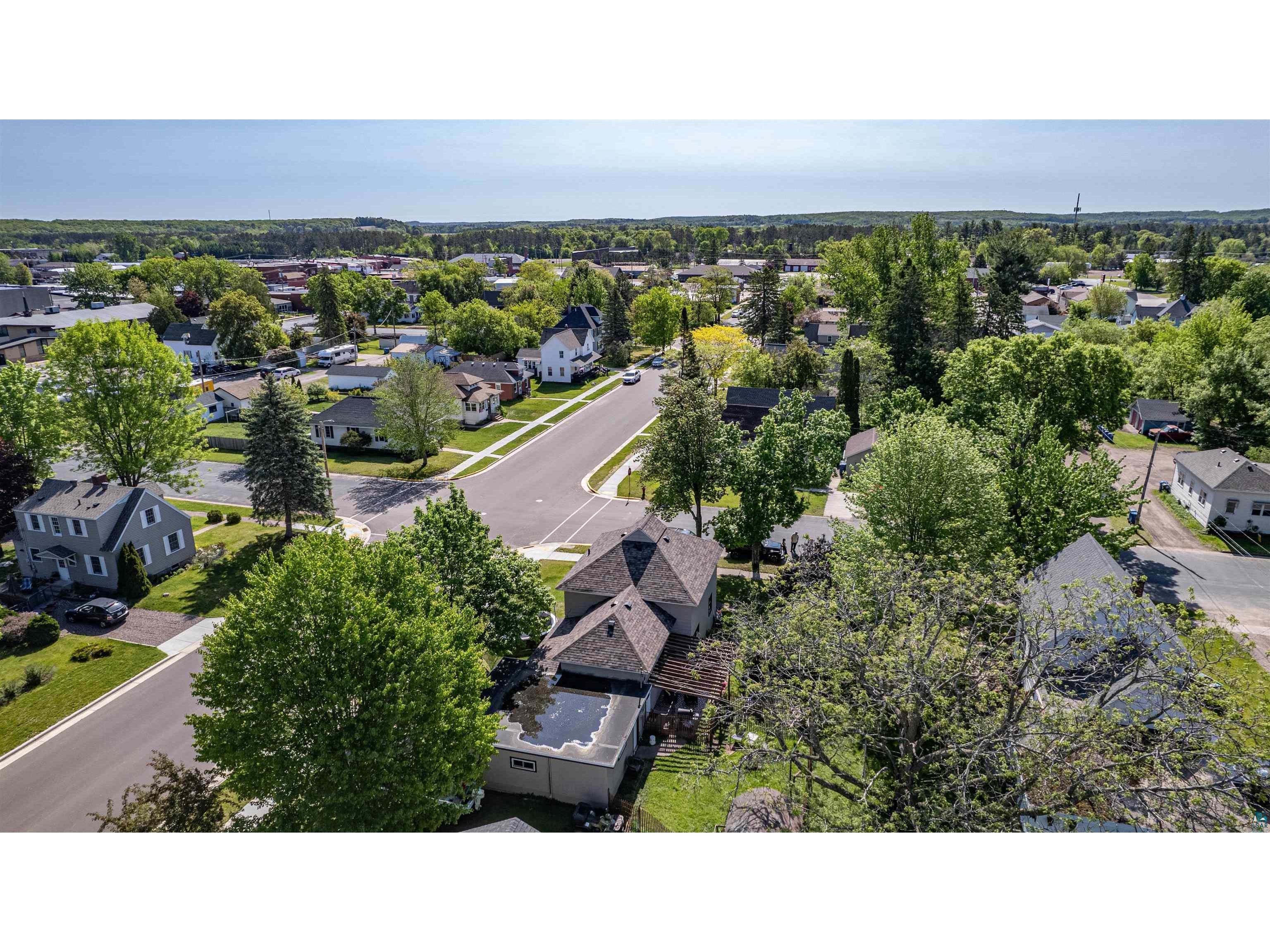 219 High St Spooner WI 54801 6125660 image4