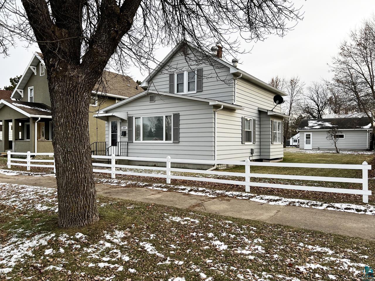 219 SW 8th St Chisholm MN 55719 6111719 image1