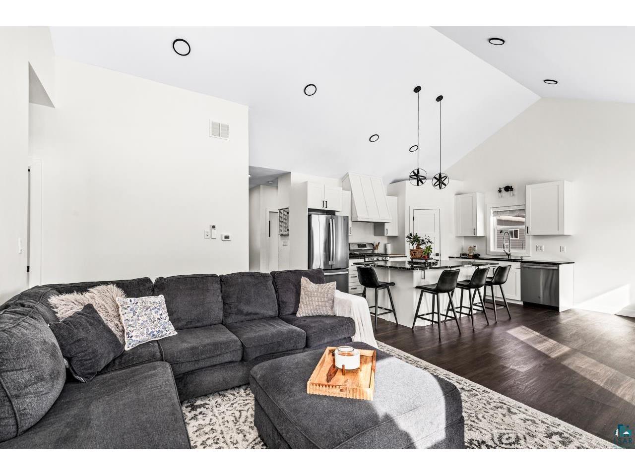 22 Spartan Circle Dr Superior WI 54880 6124090 image18