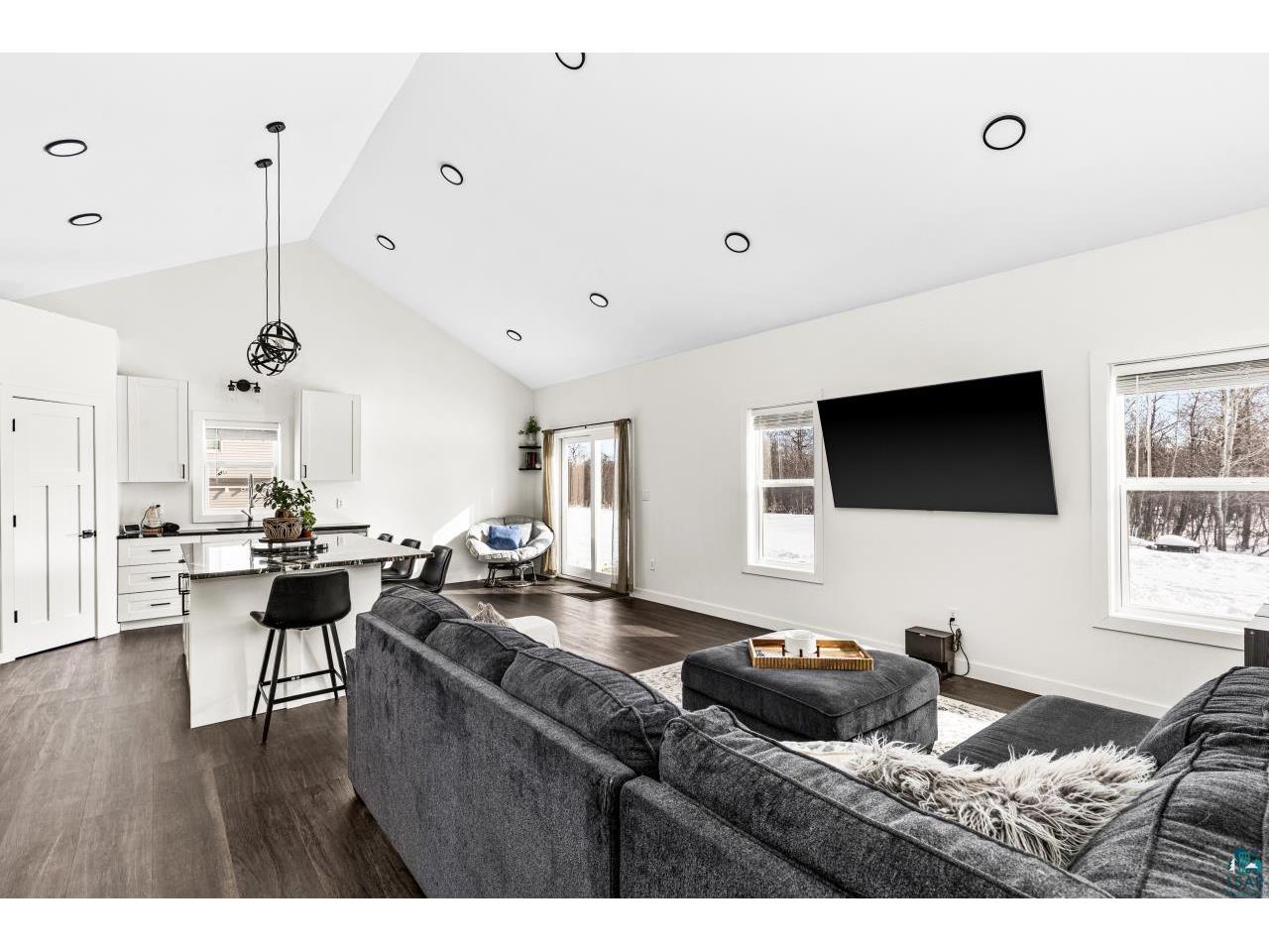 22 Spartan Circle Dr Superior WI 54880 6124090 image20