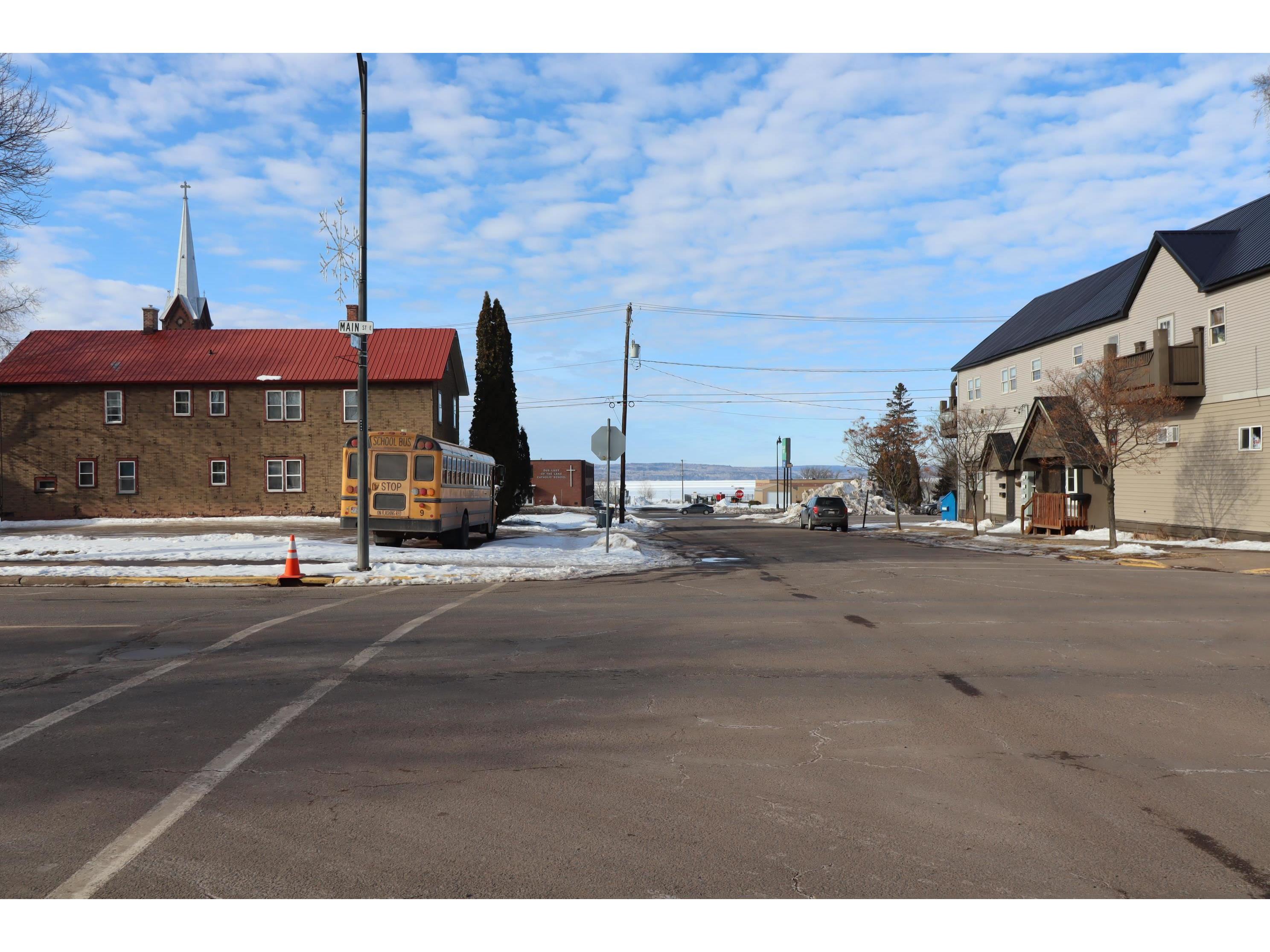 220 Main St E Ashland WI 54806 6123668 image3