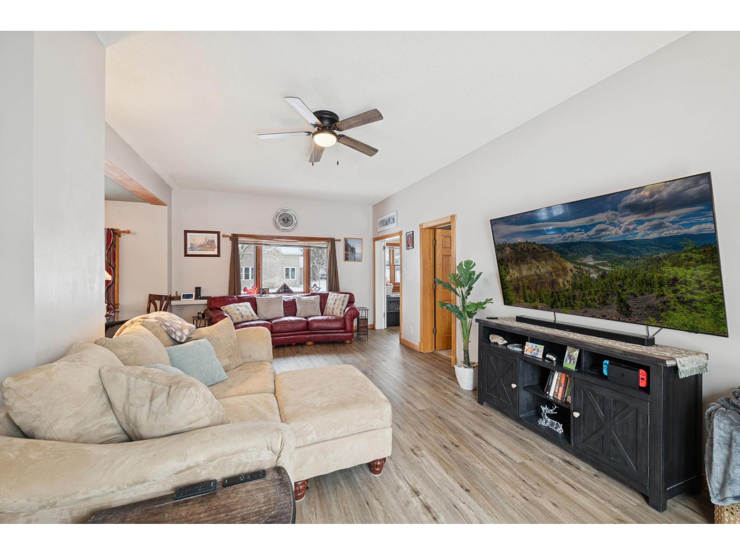 220 W 5th Ave Washburn WI 54891 6123374 image4