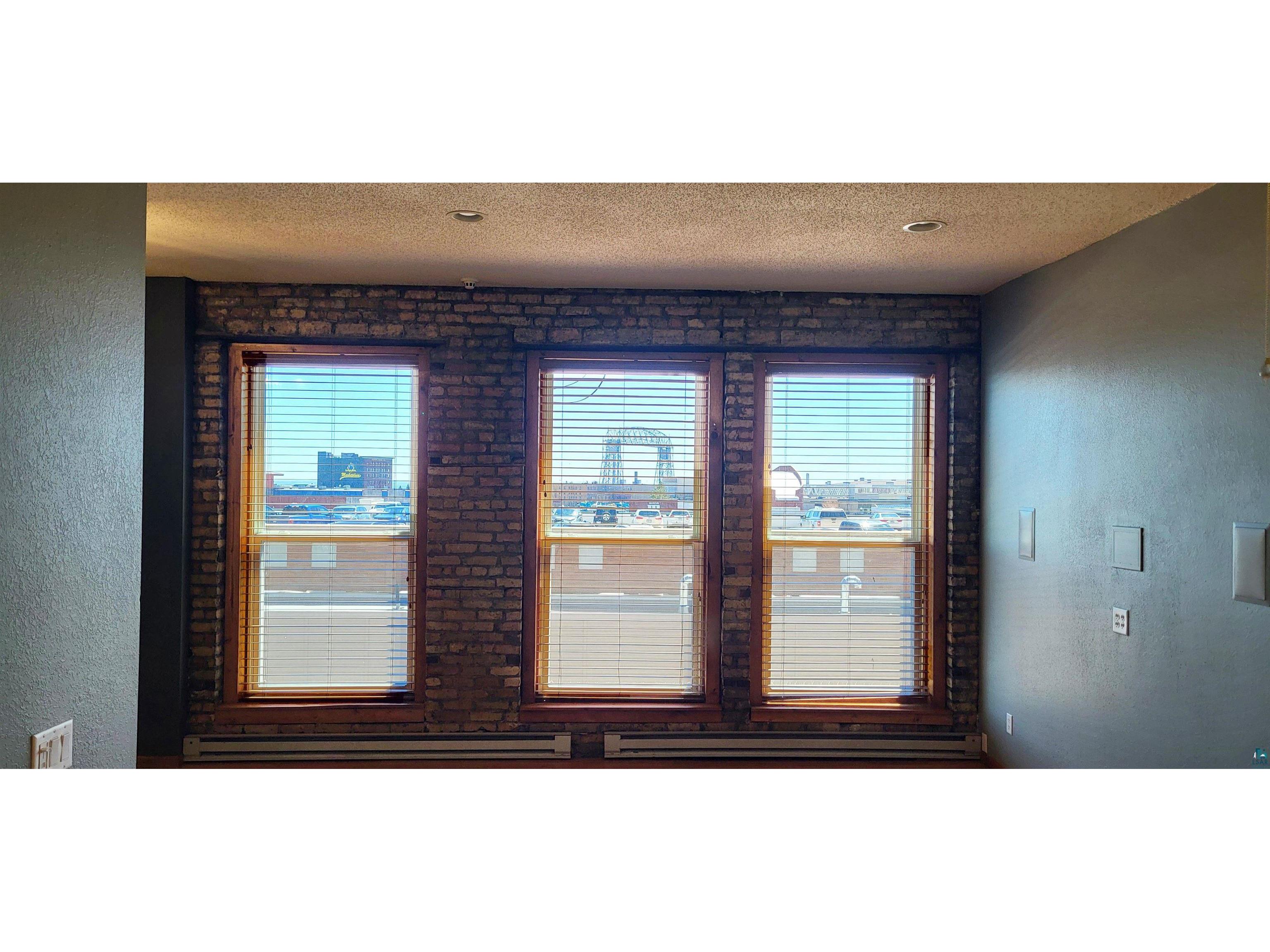 220 W Superior St Duluth MN 55802 6125564 image6