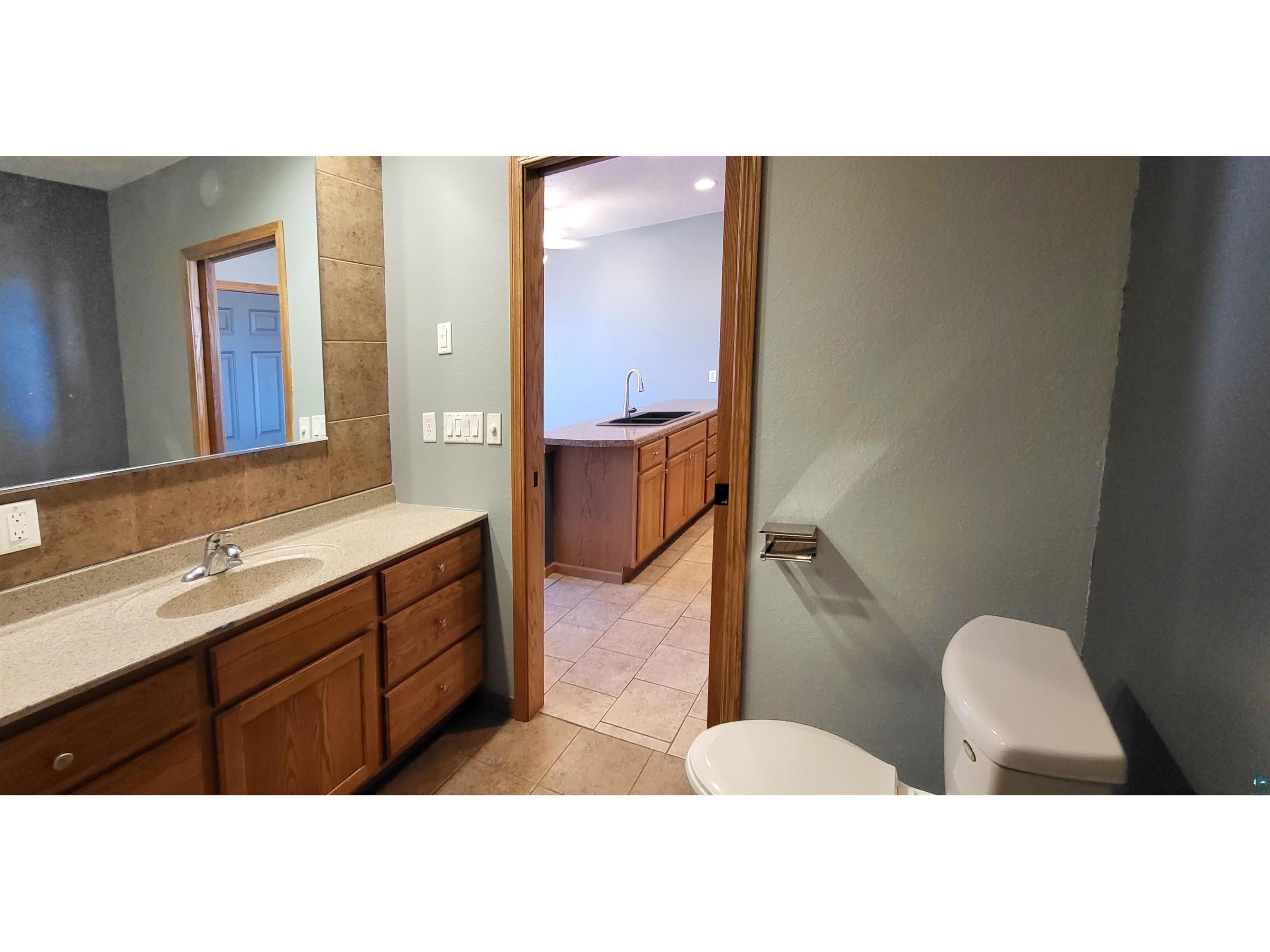 220 W Superior St Duluth MN 55802 6125564 image9