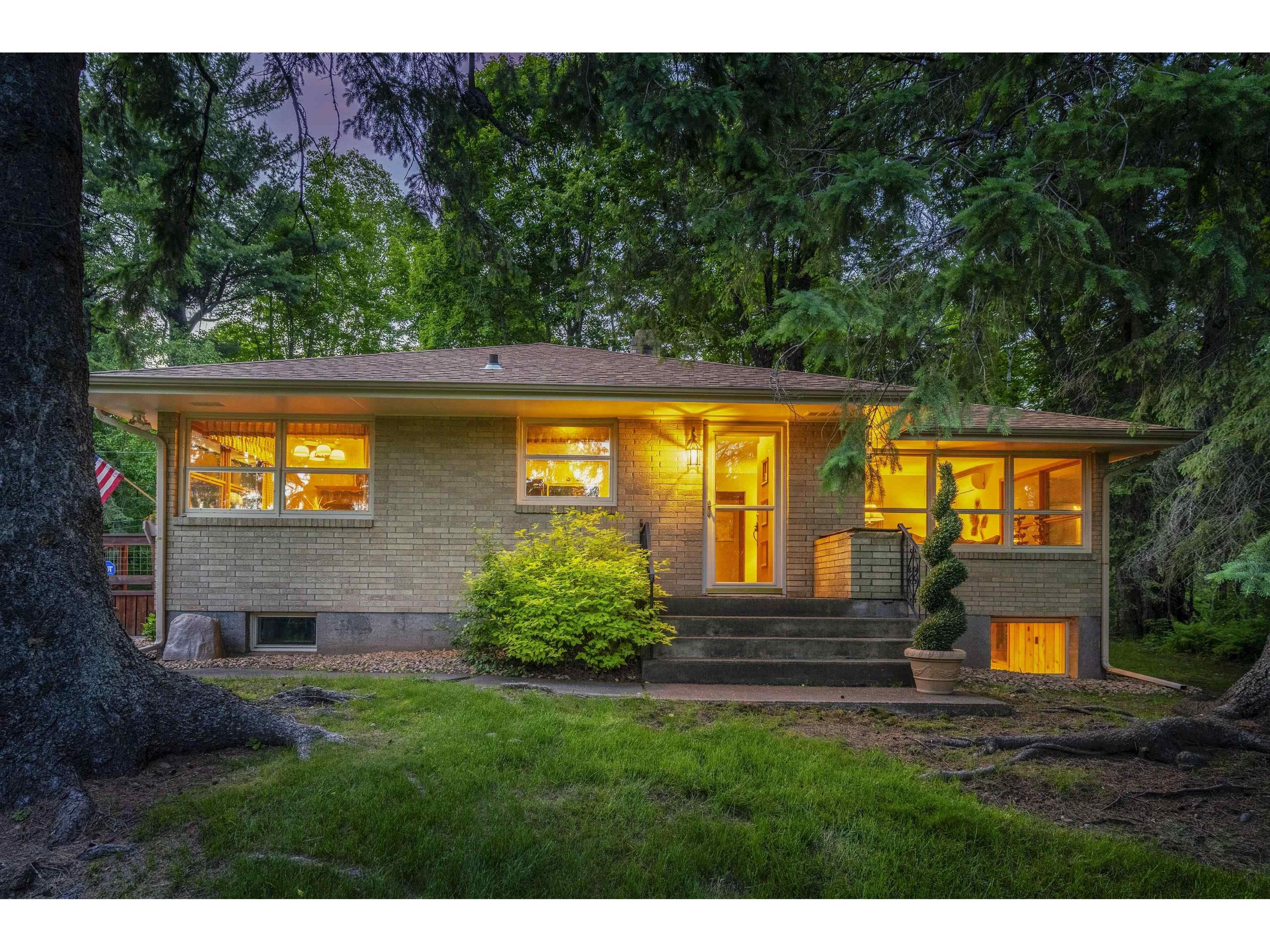 2201 Macfarlane Rd Duluth MN 55811 6114301 image1