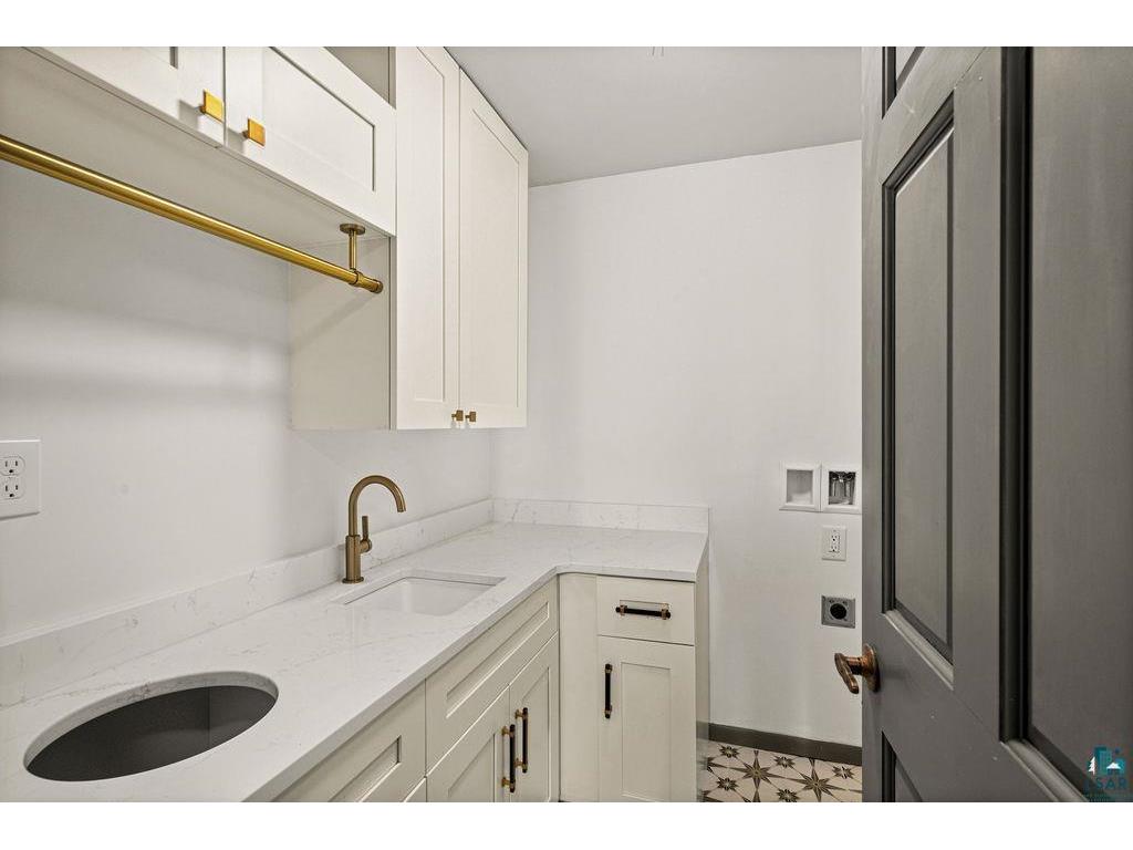 2207 Heather Ave Duluth MN 55803 6124822 image30
