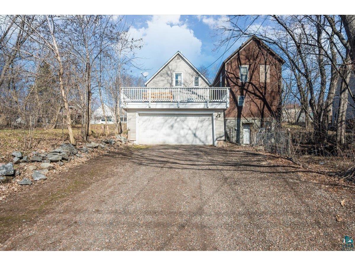 2208 W 8th St Duluth MN 55806 6124784 image16
