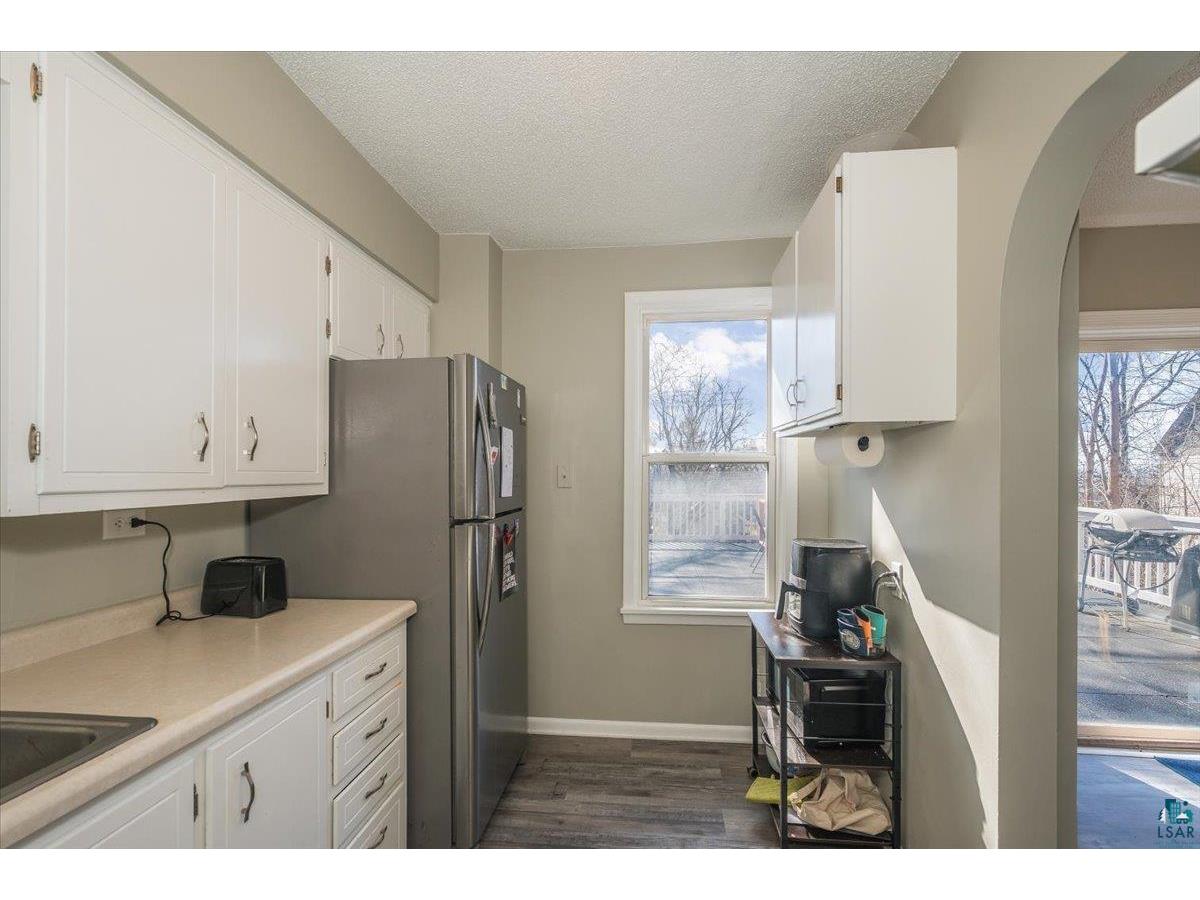 2208 W 8th St Duluth MN 55806 6124784 image8