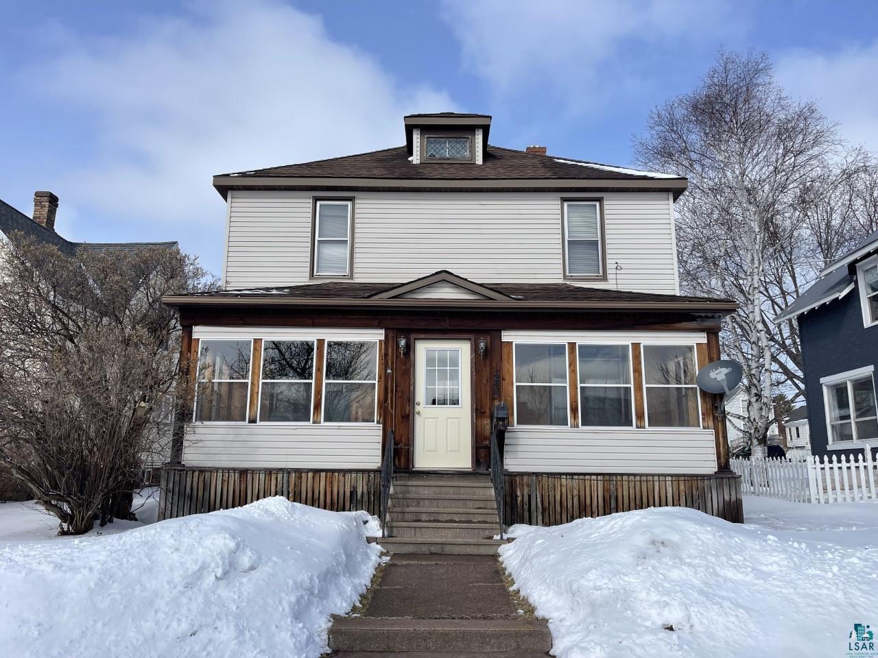 221 2nd Ave, Two Harbors, MN, 55616 MLS 6107138 Edina Realty