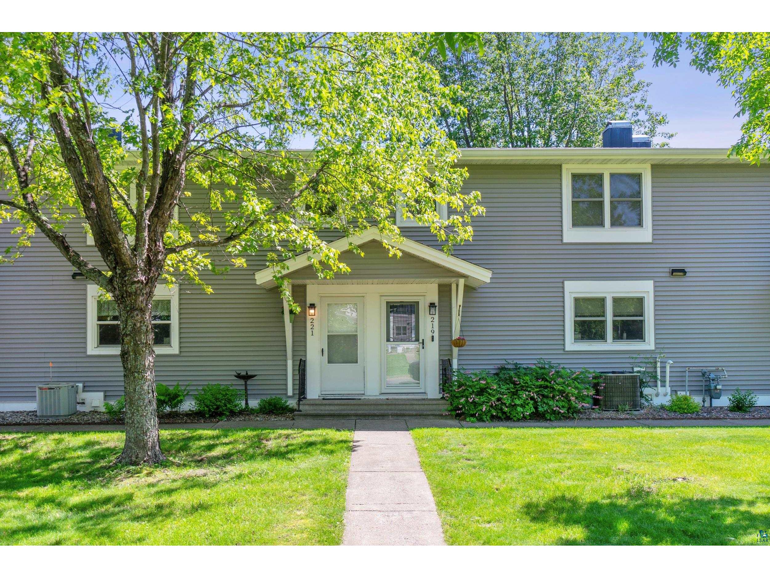 221 Mitchell Cr Duluth MN 55811 6114328 image1