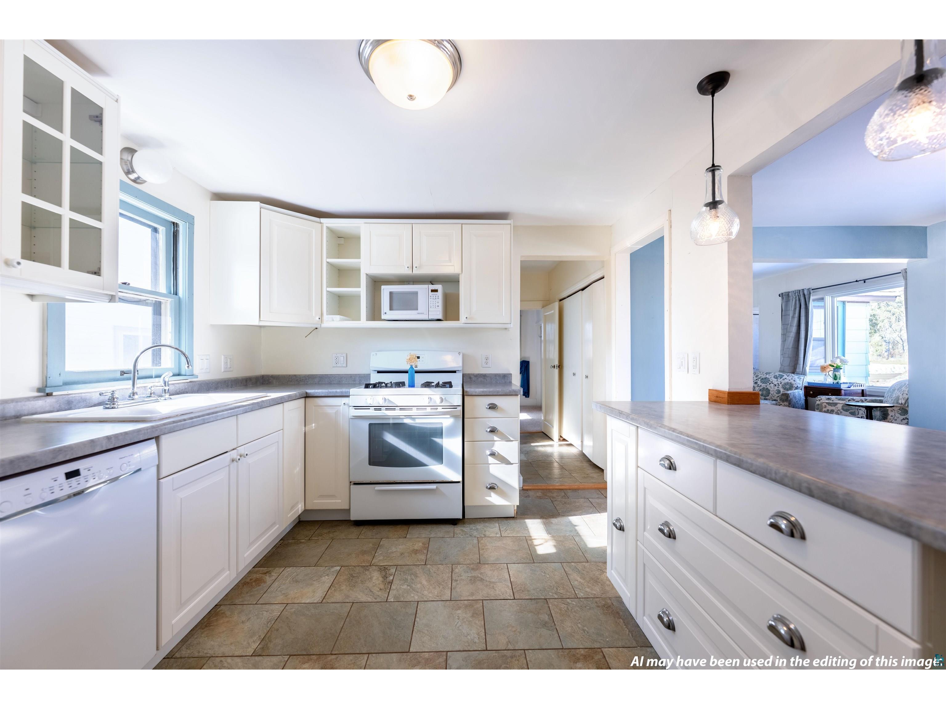 221 N 1st Ave W Washburn WI 54891 6123968 image6