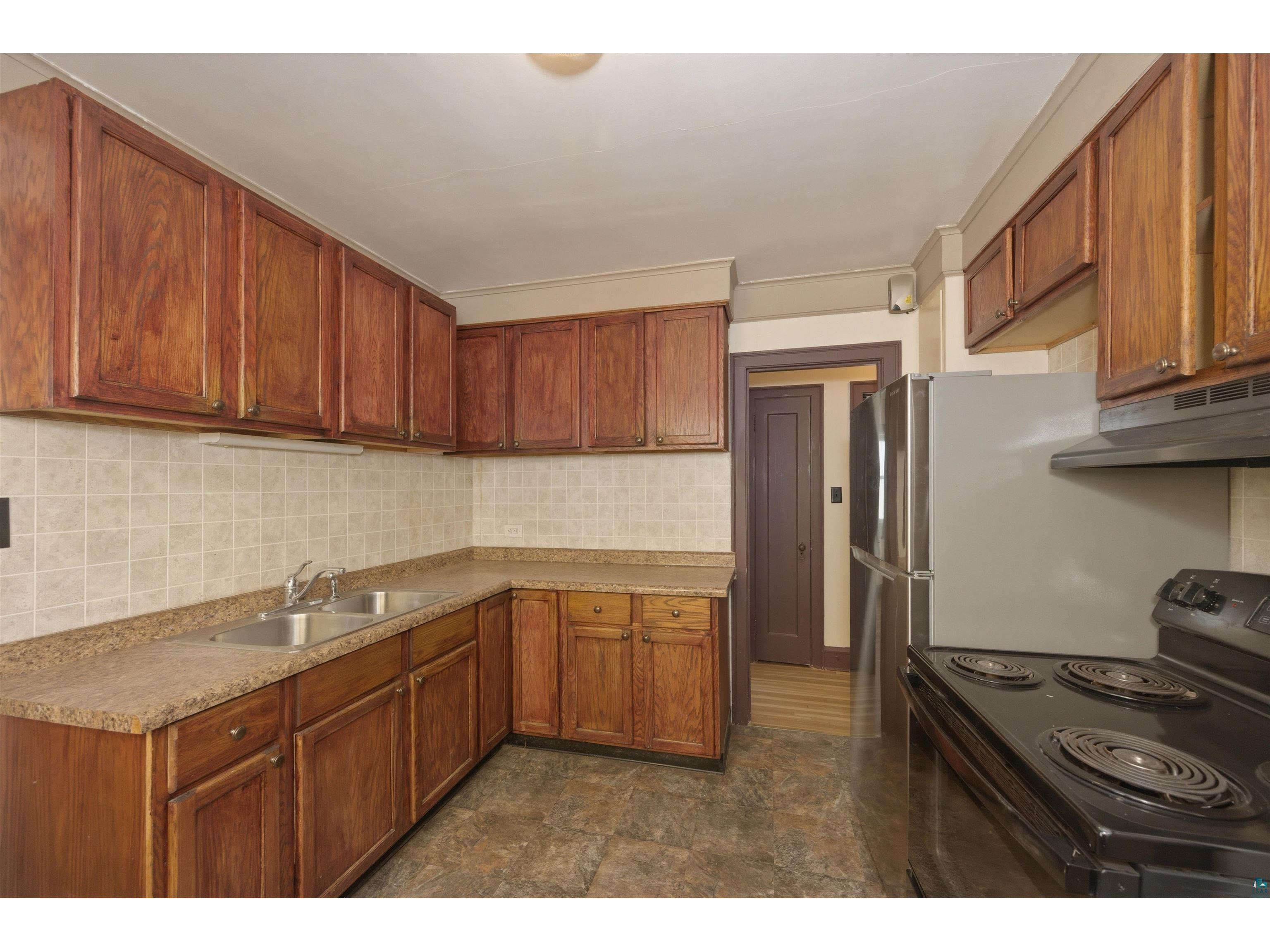 221 Snelling Ave Duluth MN 55812 6124703 image9