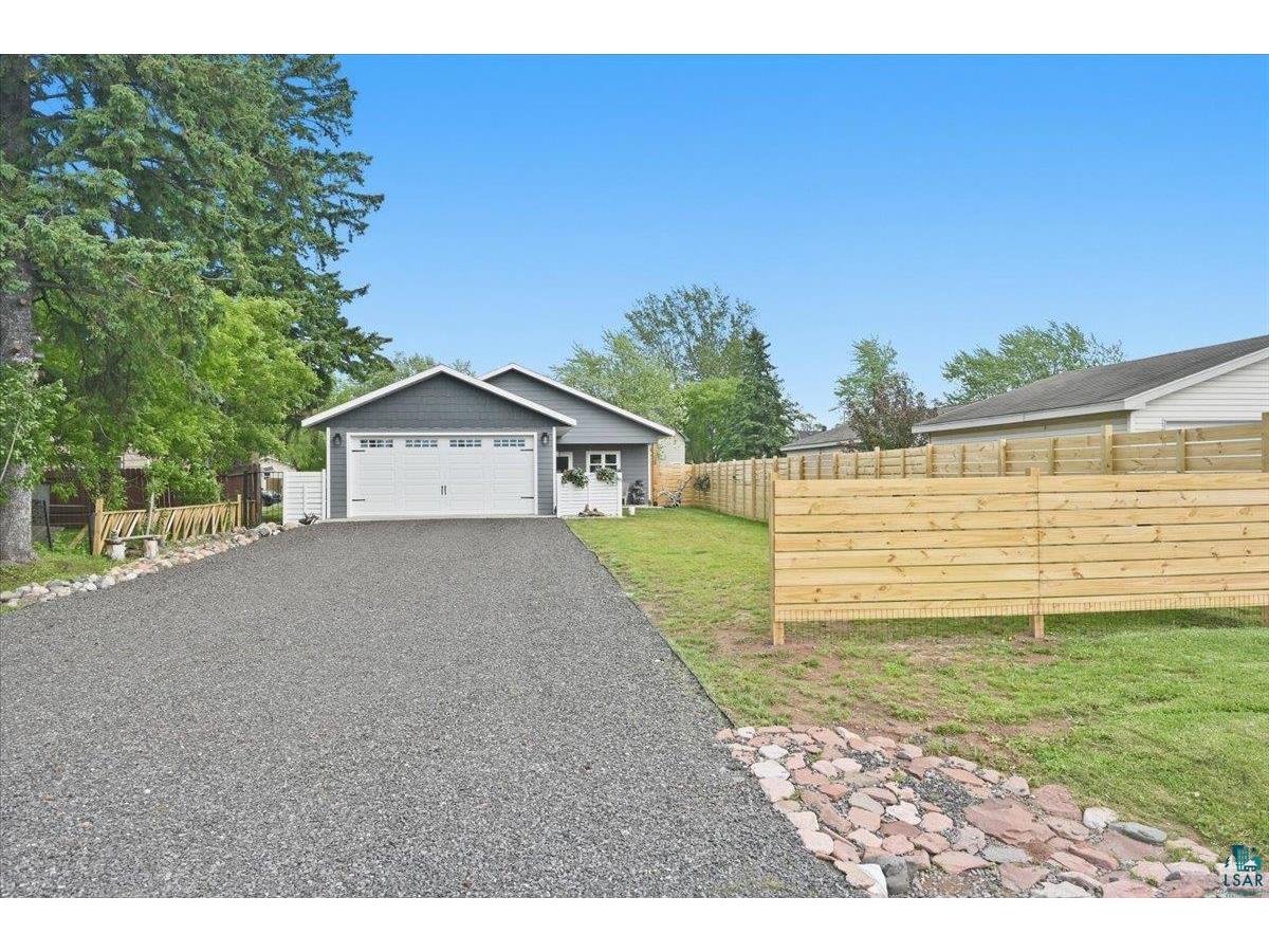 2213 Oakes Ave Superior WI 54880 6126052 image25