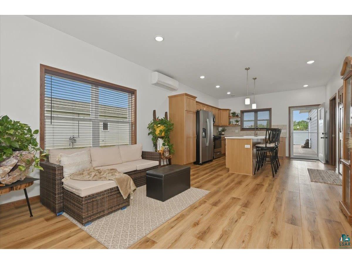 2213 Oakes Ave Superior WI 54880 6126052 image3