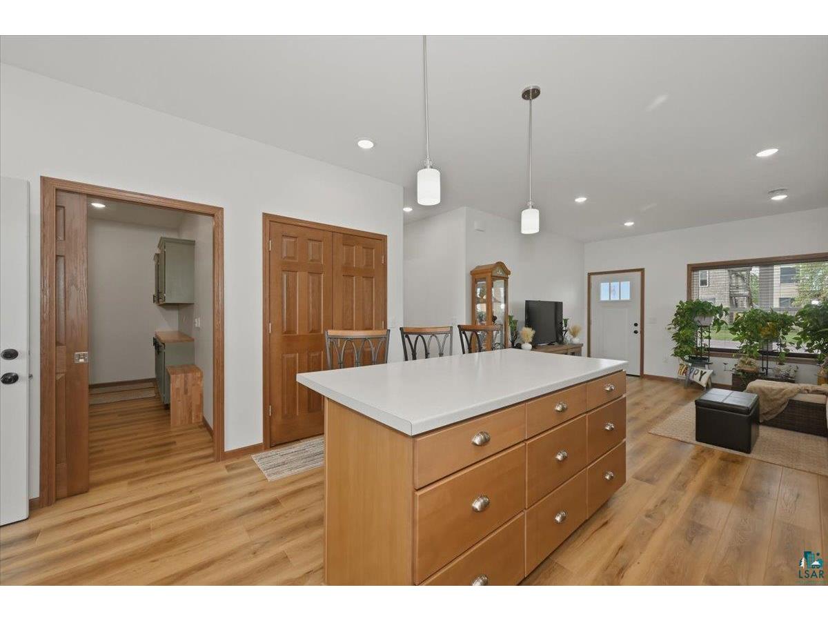 2213 Oakes Ave Superior WI 54880 6126052 image9