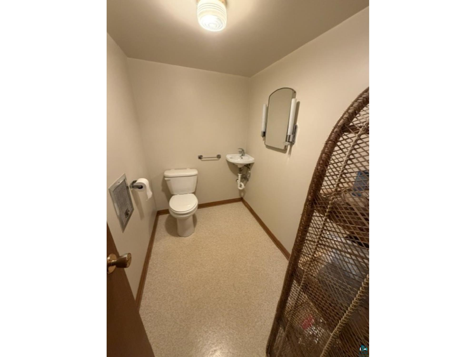2215 Selmser Ave Cloquet MN 55720 6126278 image11