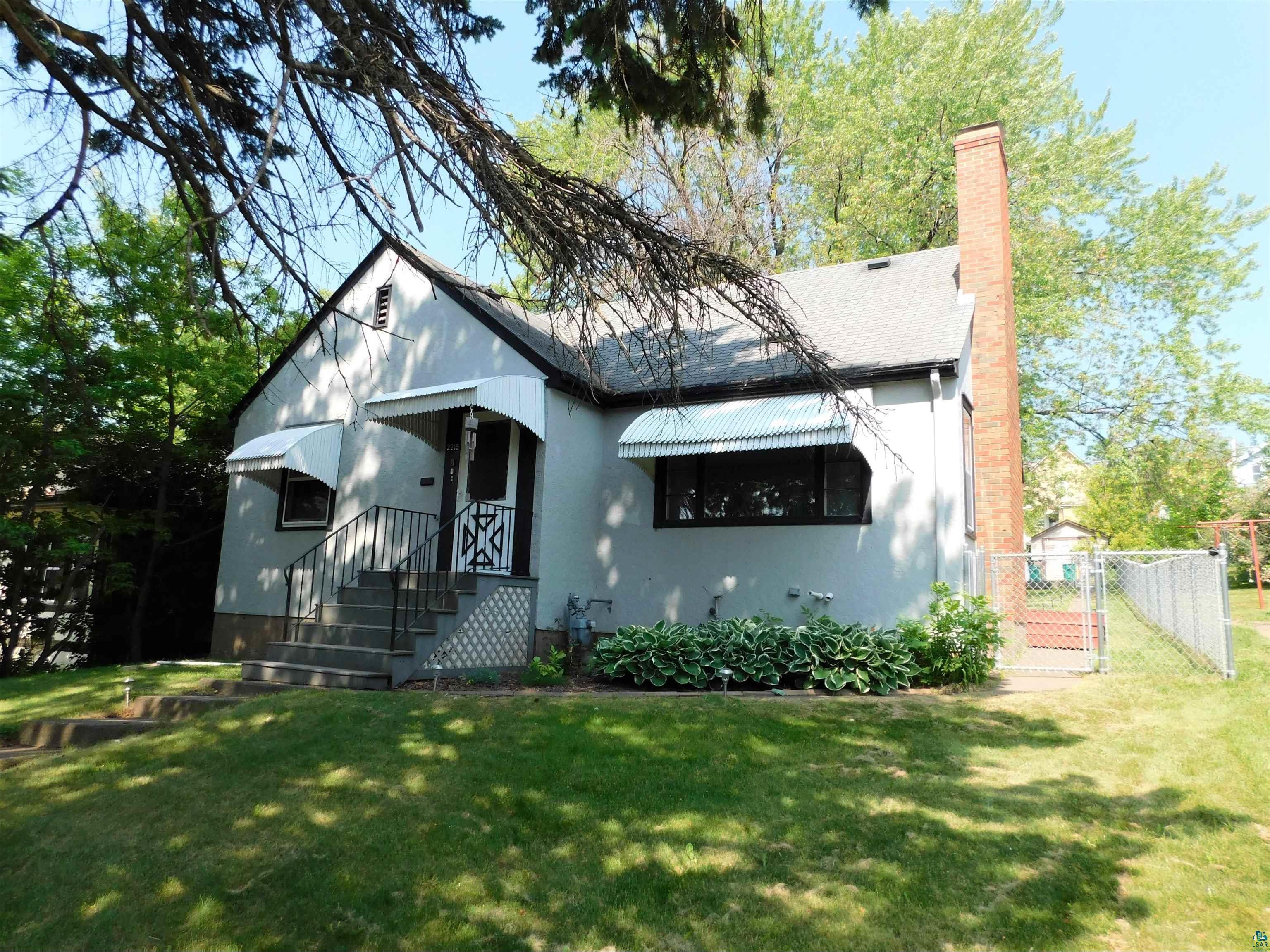 2215 W 5th St Duluth MN 55806 6109052 image1