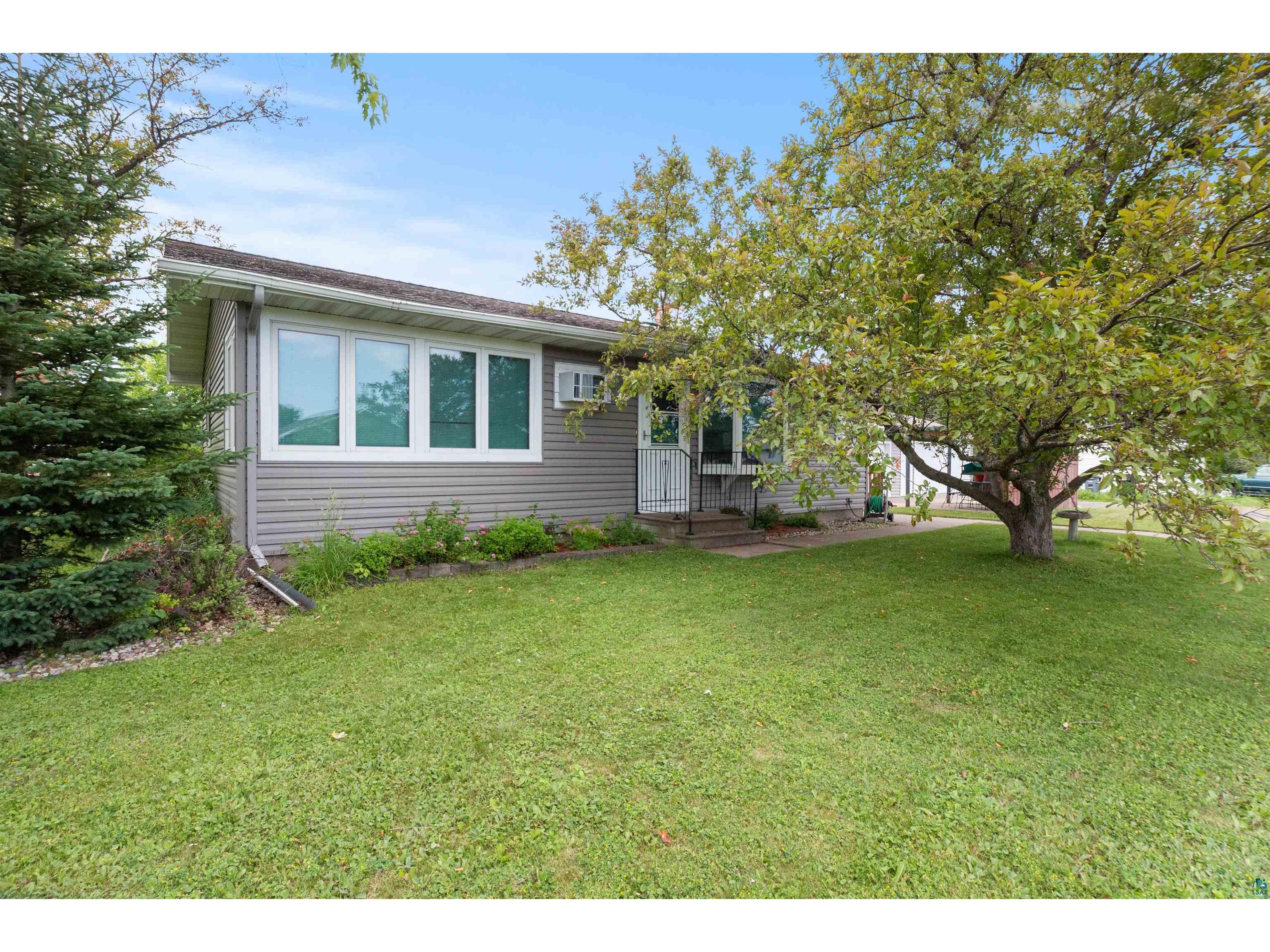 2219 Lamborn Ave Superior WI 54880 6109434 image1