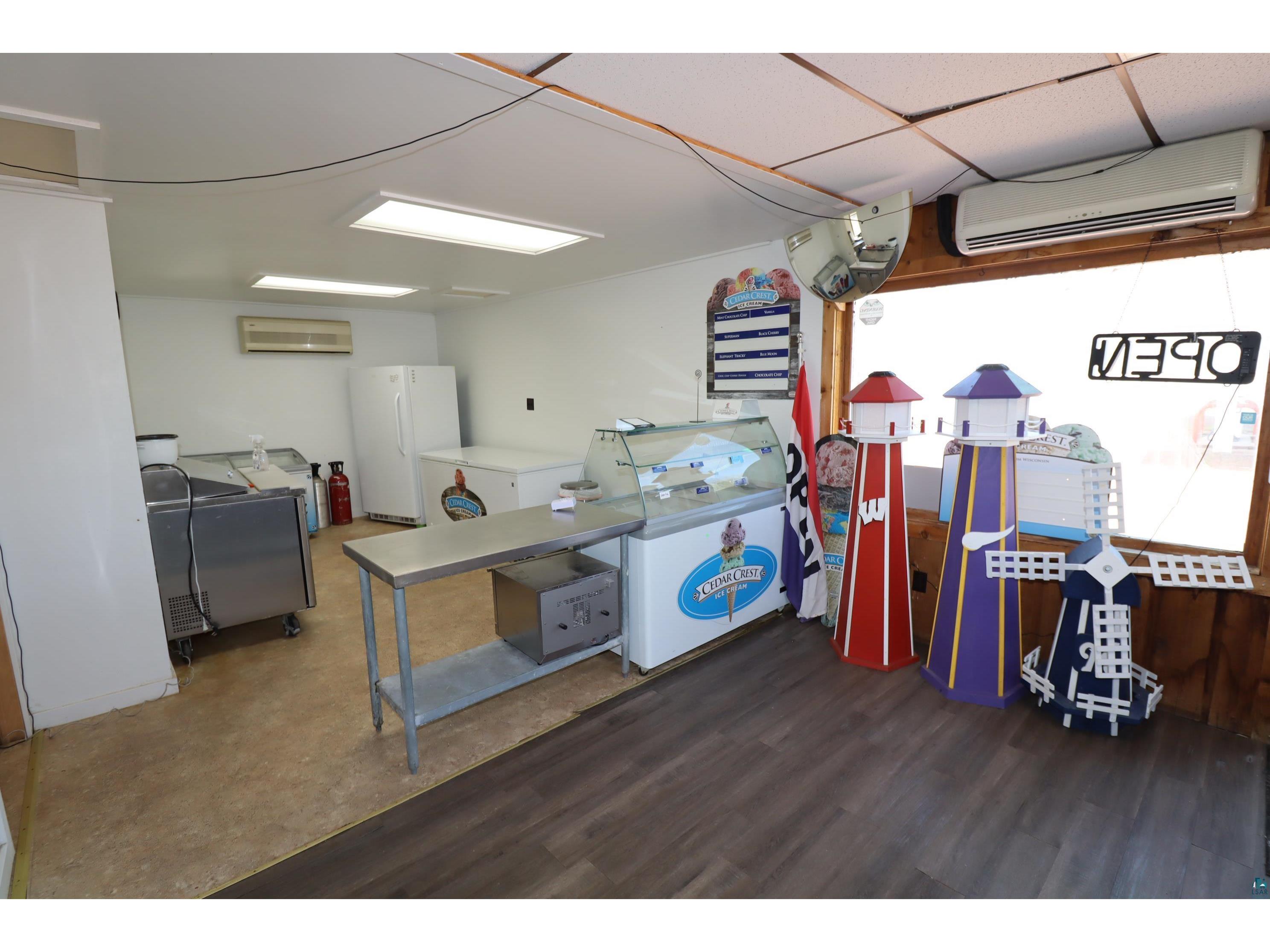 22195 Hwy 63 Grand View WI 54839 6123349 image18