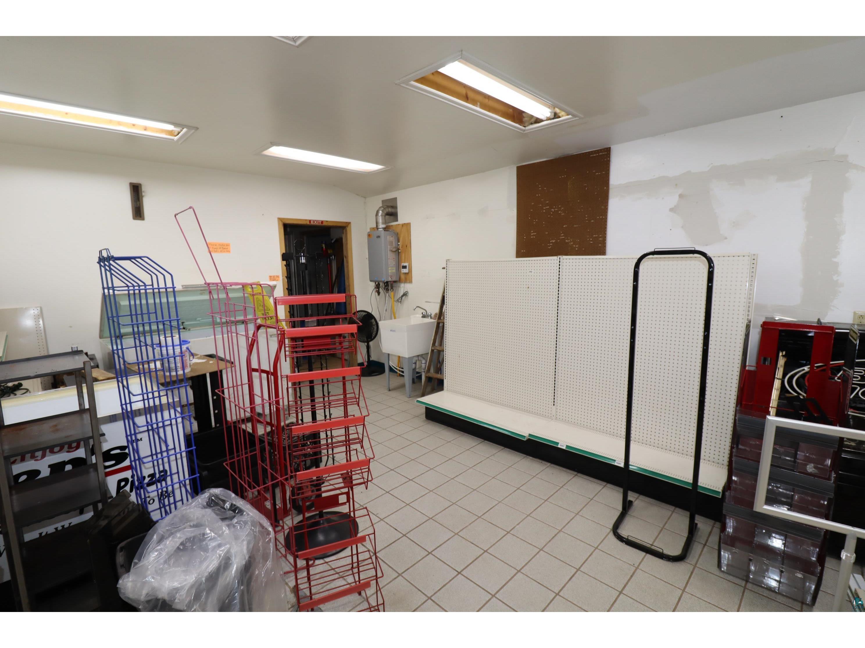 22195 Hwy 63 Grand View WI 54839 6123349 image30