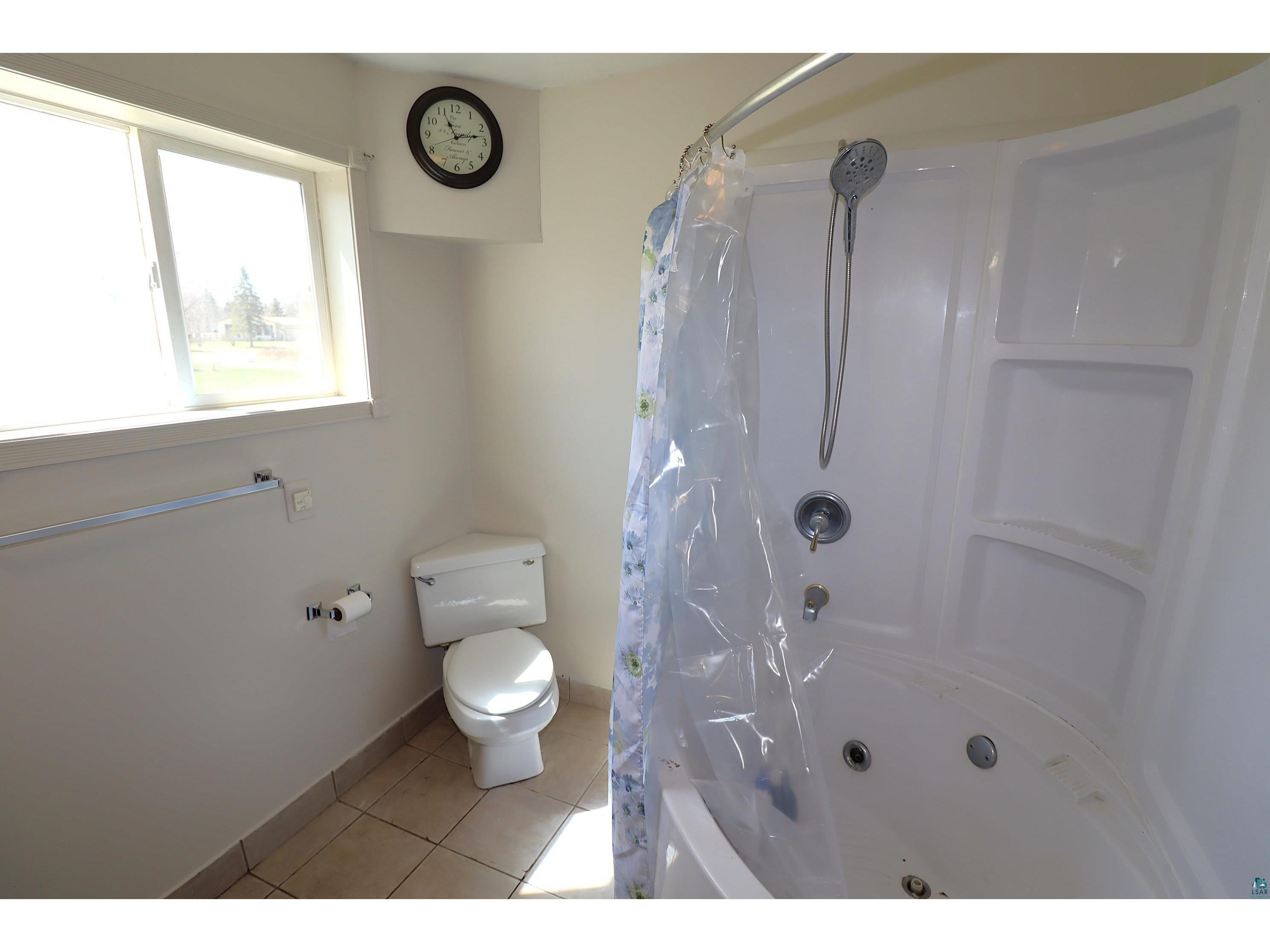 22195 Hwy 63 Grand View WI 54839 6123349 image45