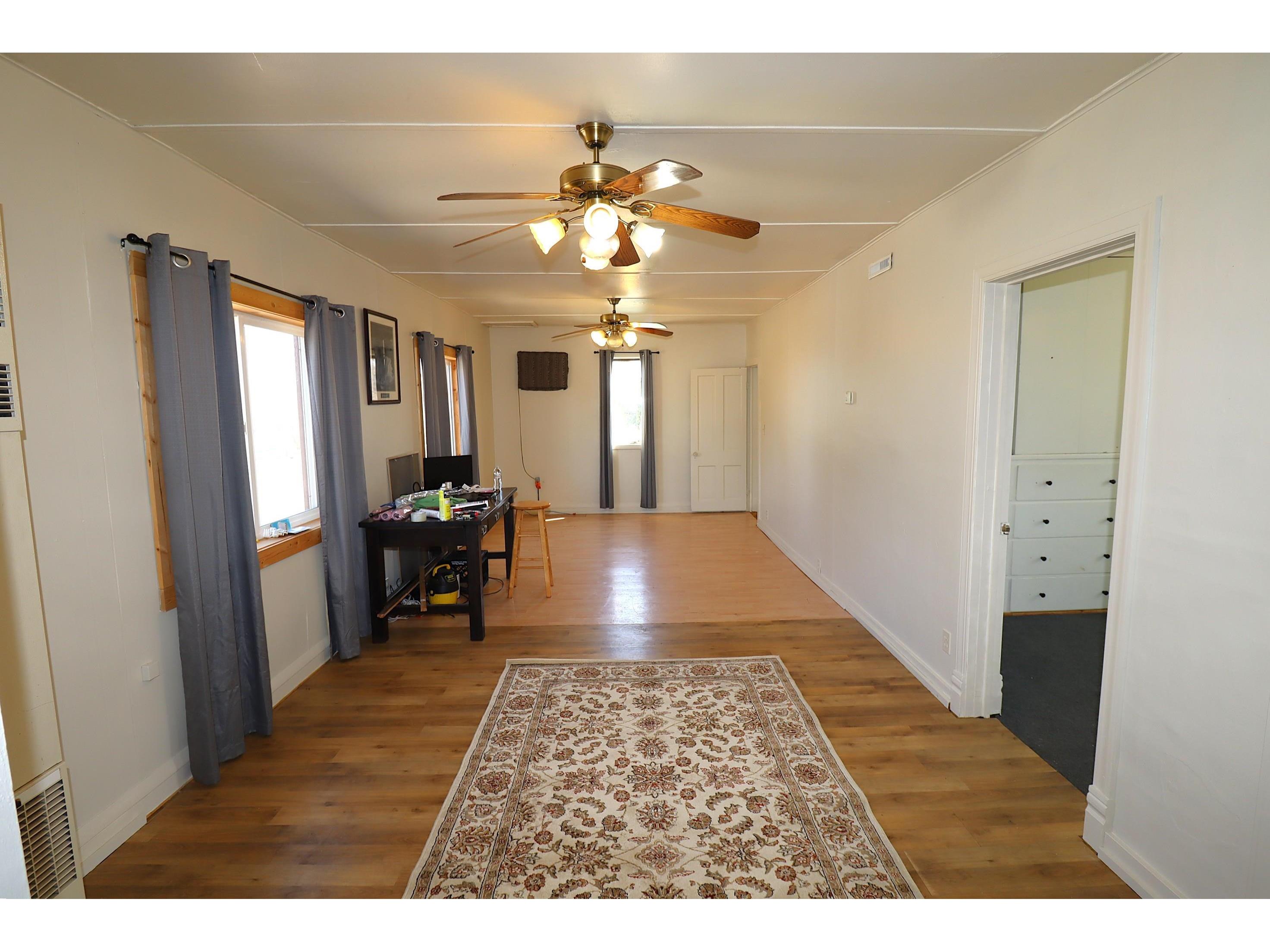 22195 Hwy 63 Grand View WI 54839 6123357 image10