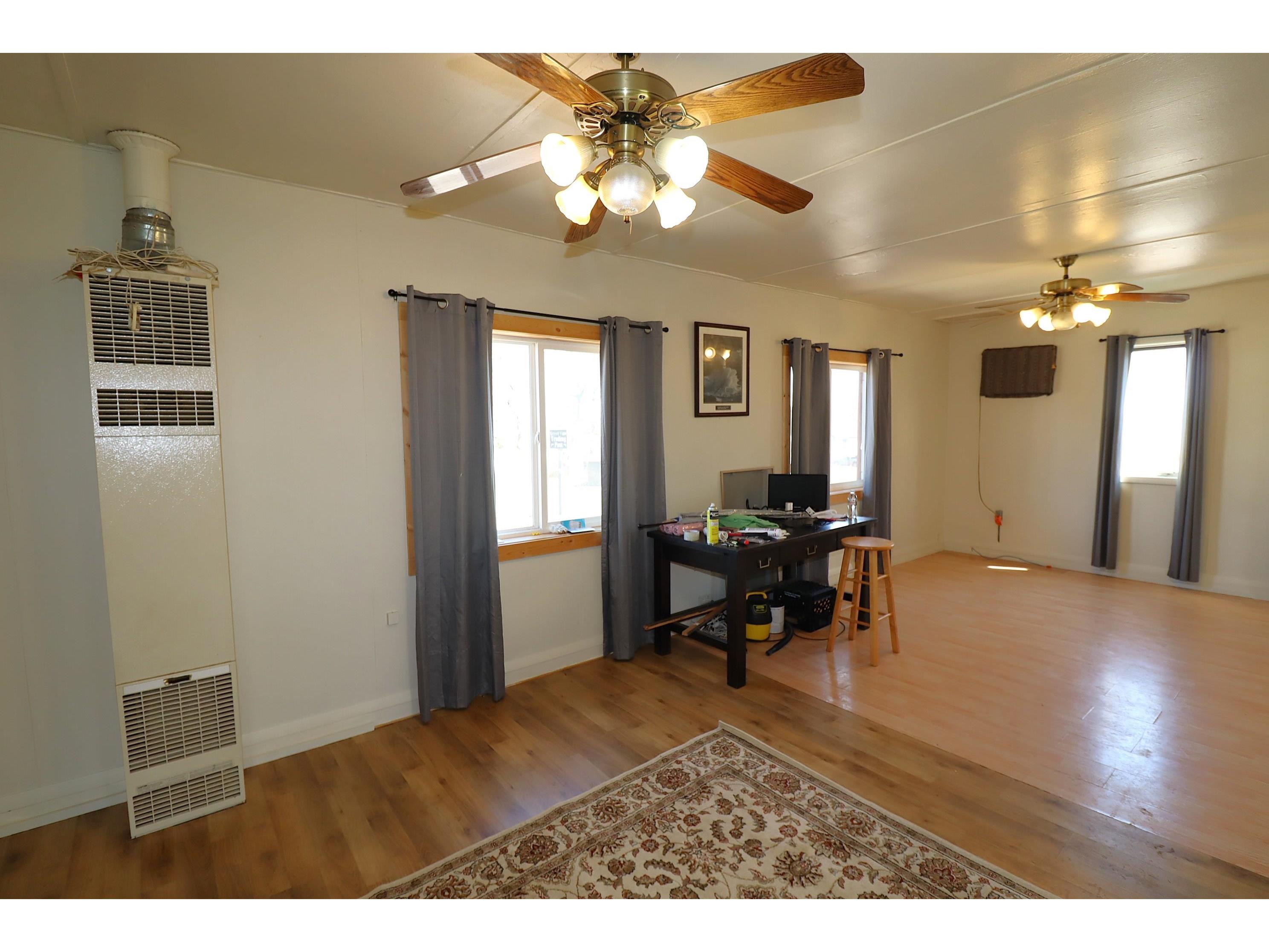 22195 Hwy 63 Grand View WI 54839 6123357 image11