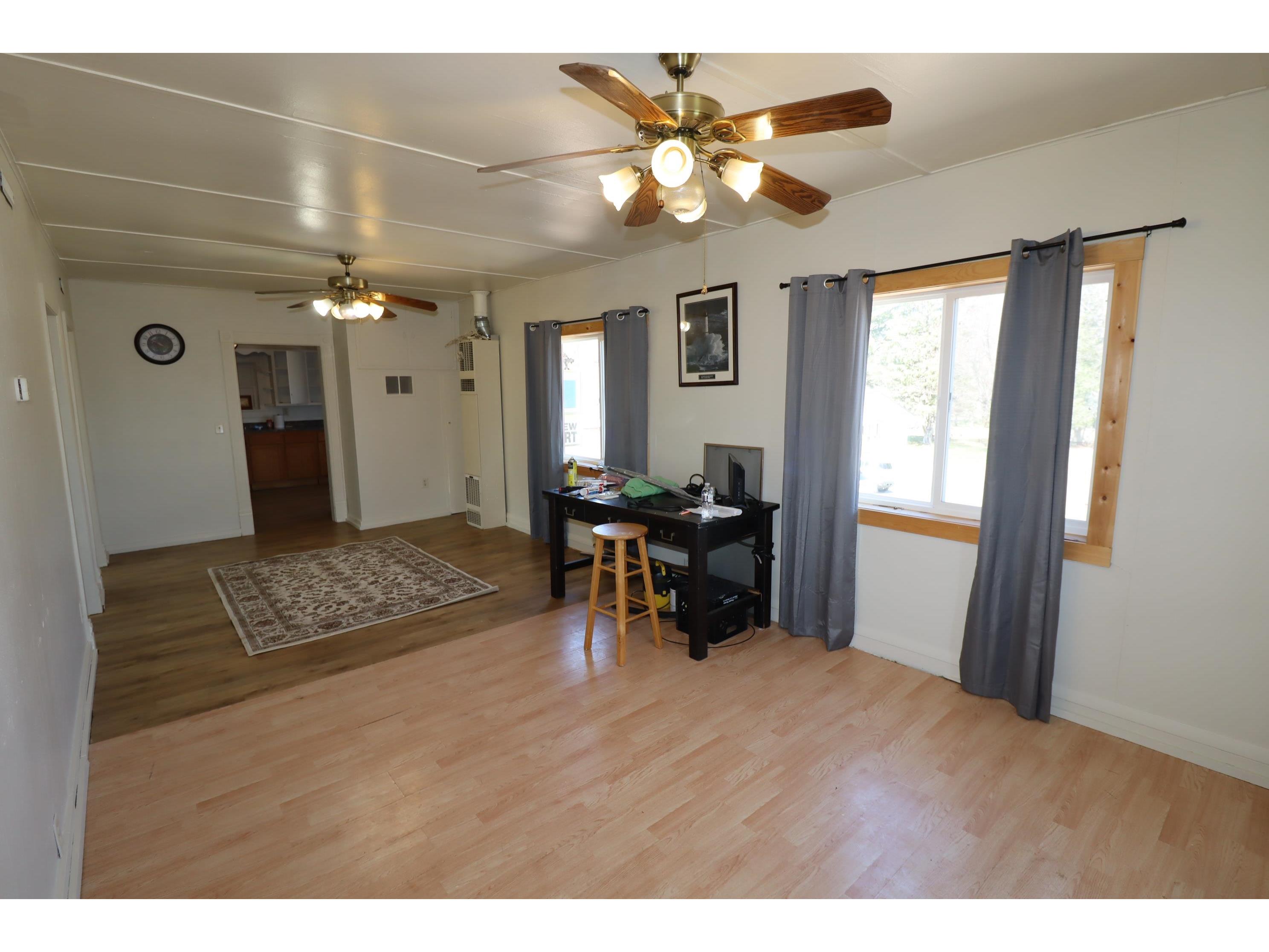 22195 Hwy 63 Grand View WI 54839 6123357 image13