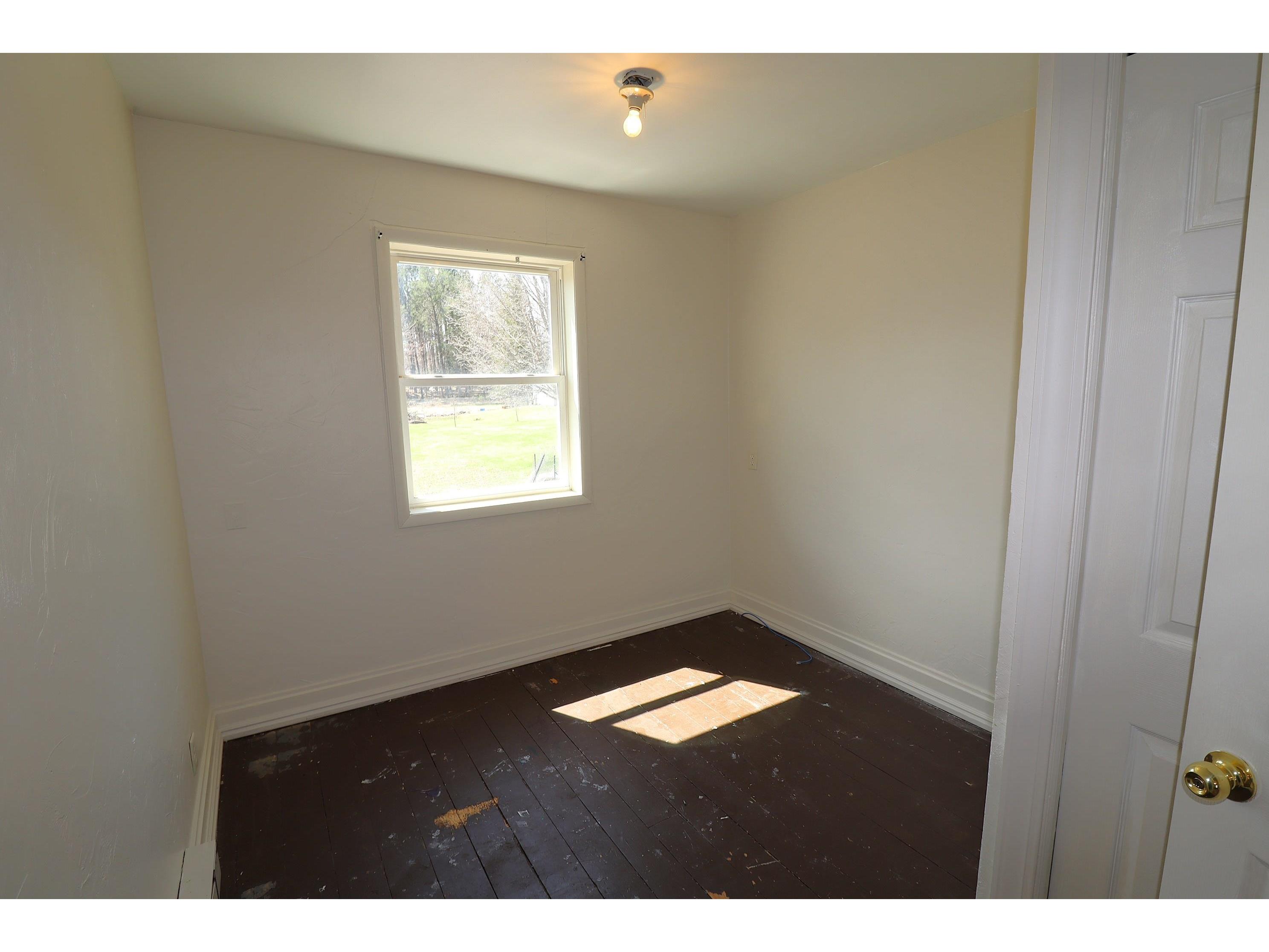 22195 Hwy 63 Grand View WI 54839 6123357 image23