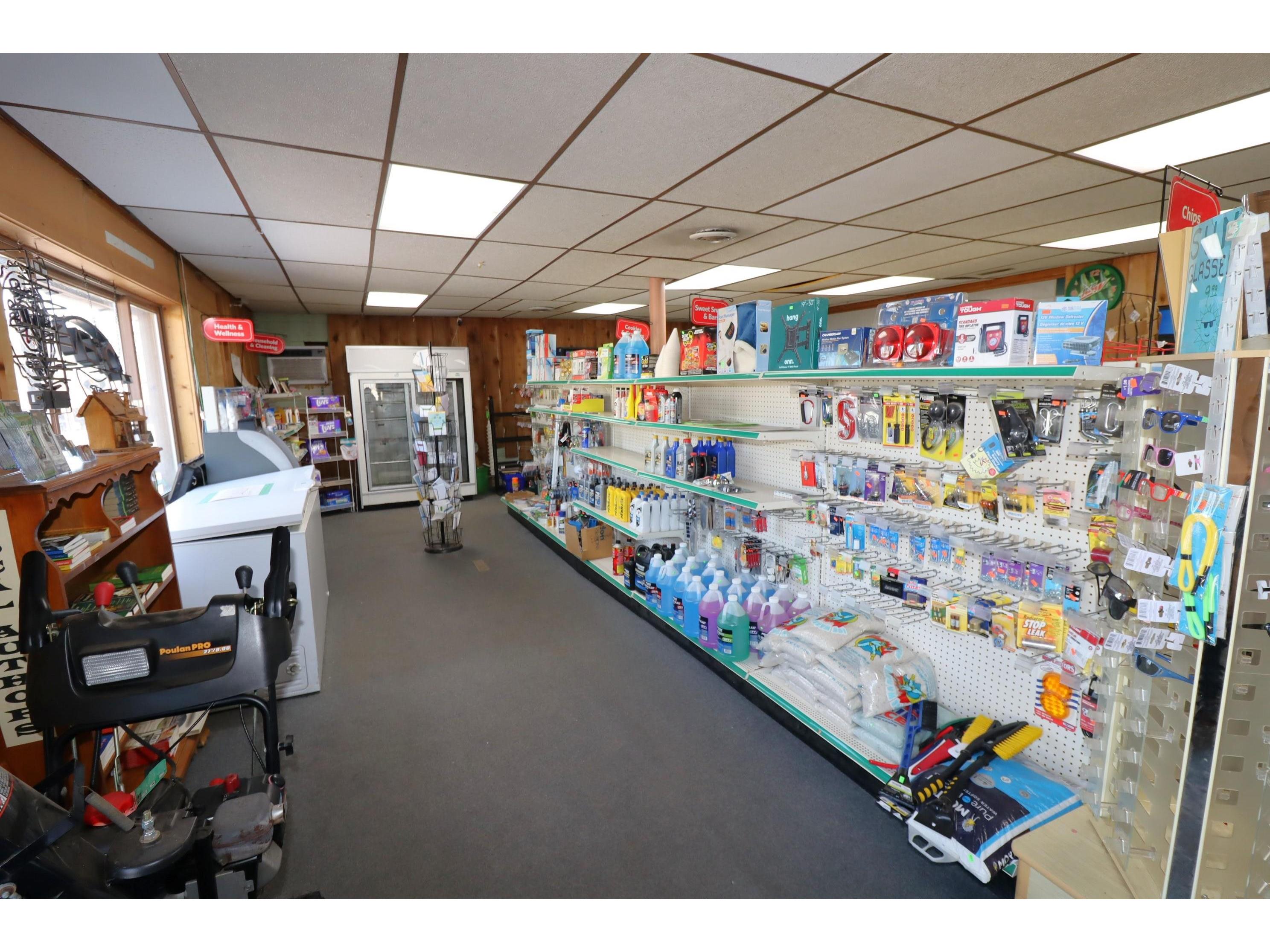 22195 Hwy 63 Grand View WI 54839 6123357 image28