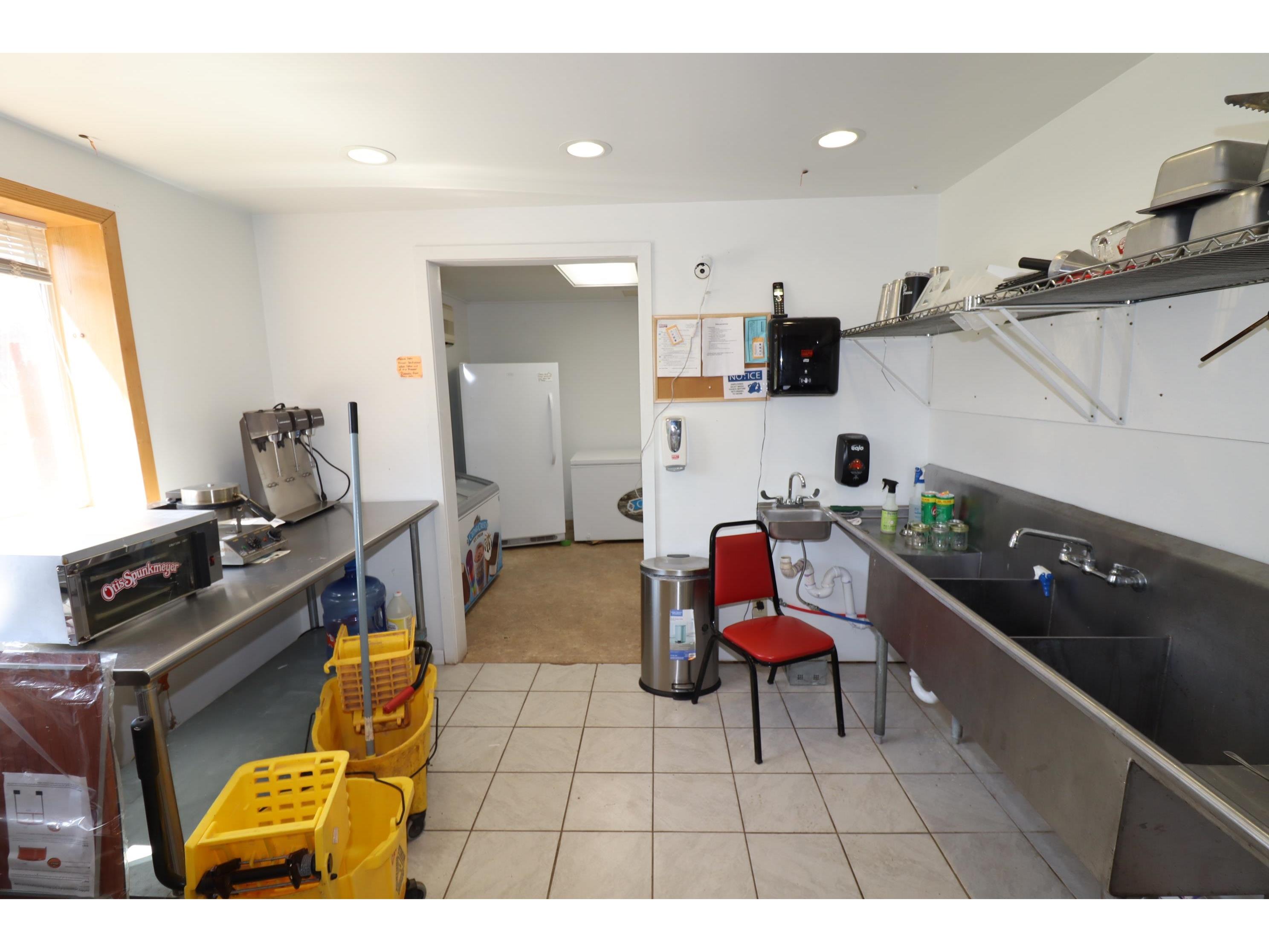 22195 Hwy 63 Grand View WI 54839 6123357 image31