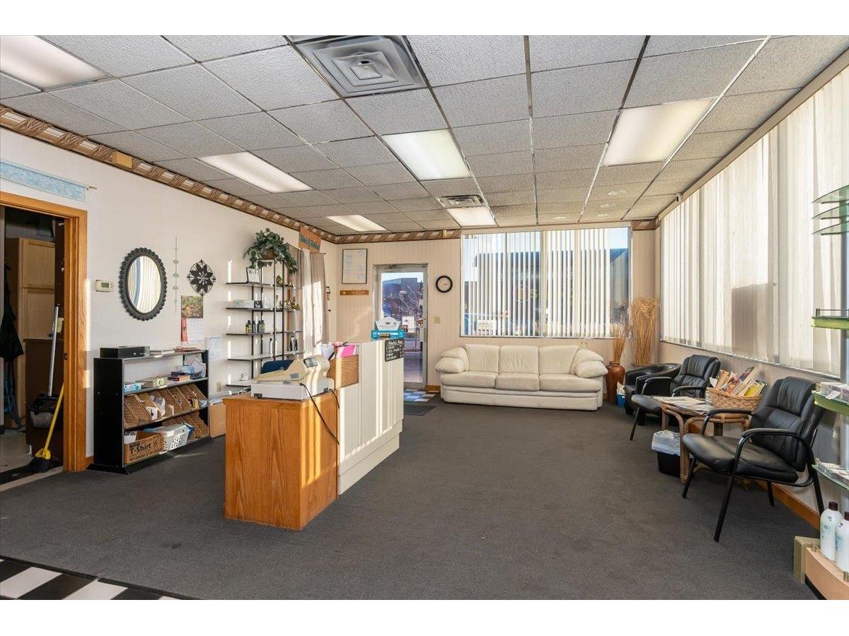 222 N Central Ave Duluth MN 55807 6123029 image5