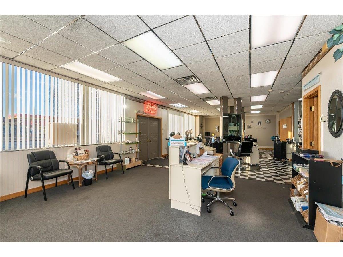 222 N Central Ave Duluth MN 55807 6123029 image6