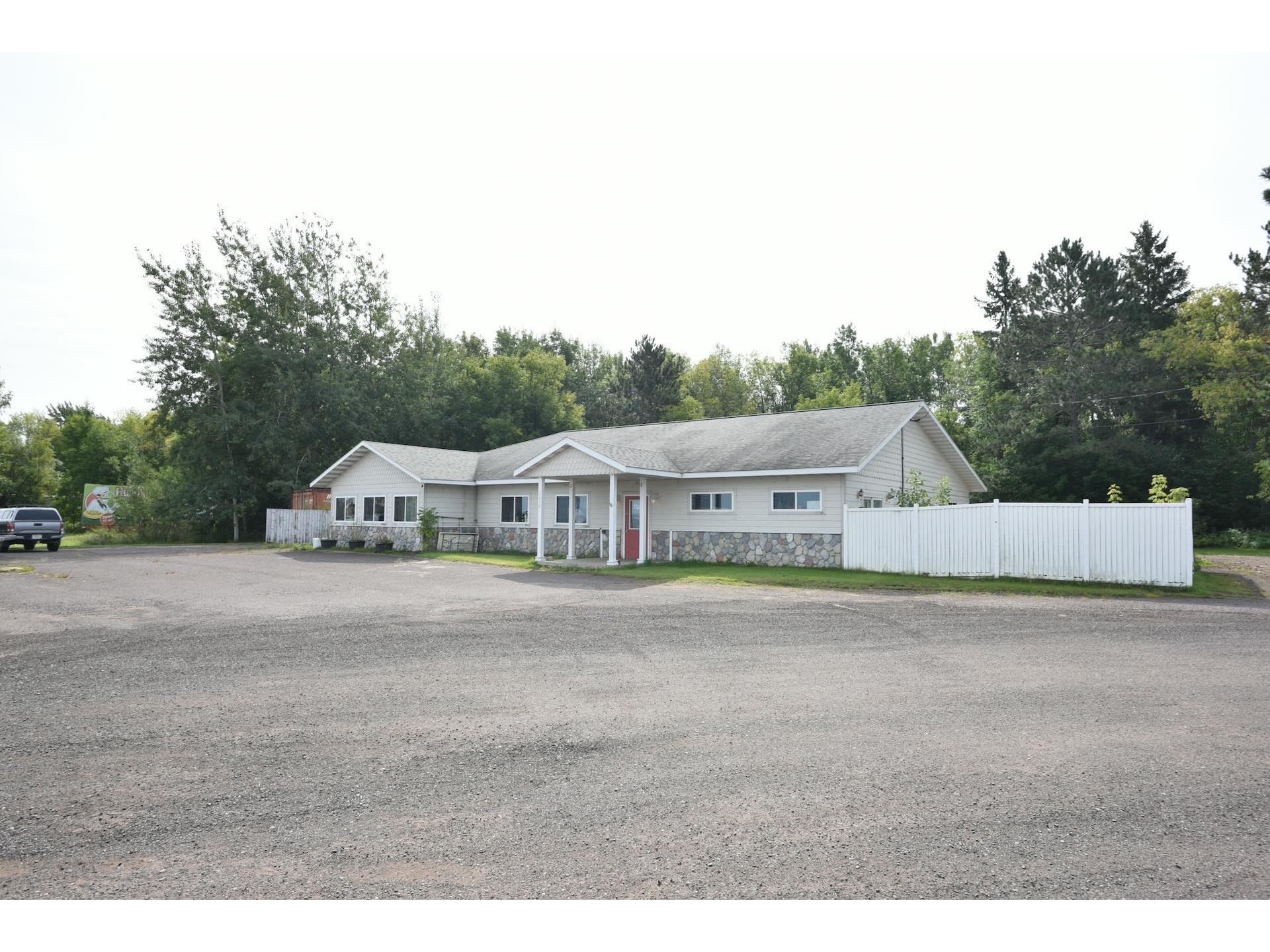 2220 Lake Shore Dr W Ashland WI 54806 6121789 image2