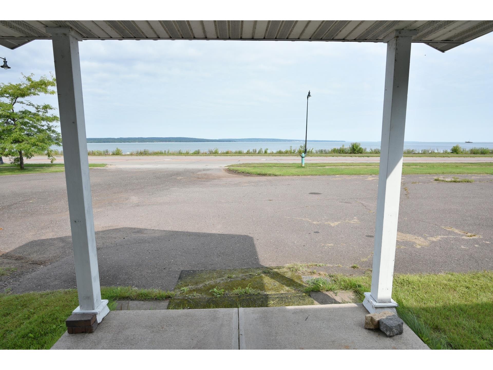 2220 Lake Shore Dr W Ashland WI 54806 6121789 image4