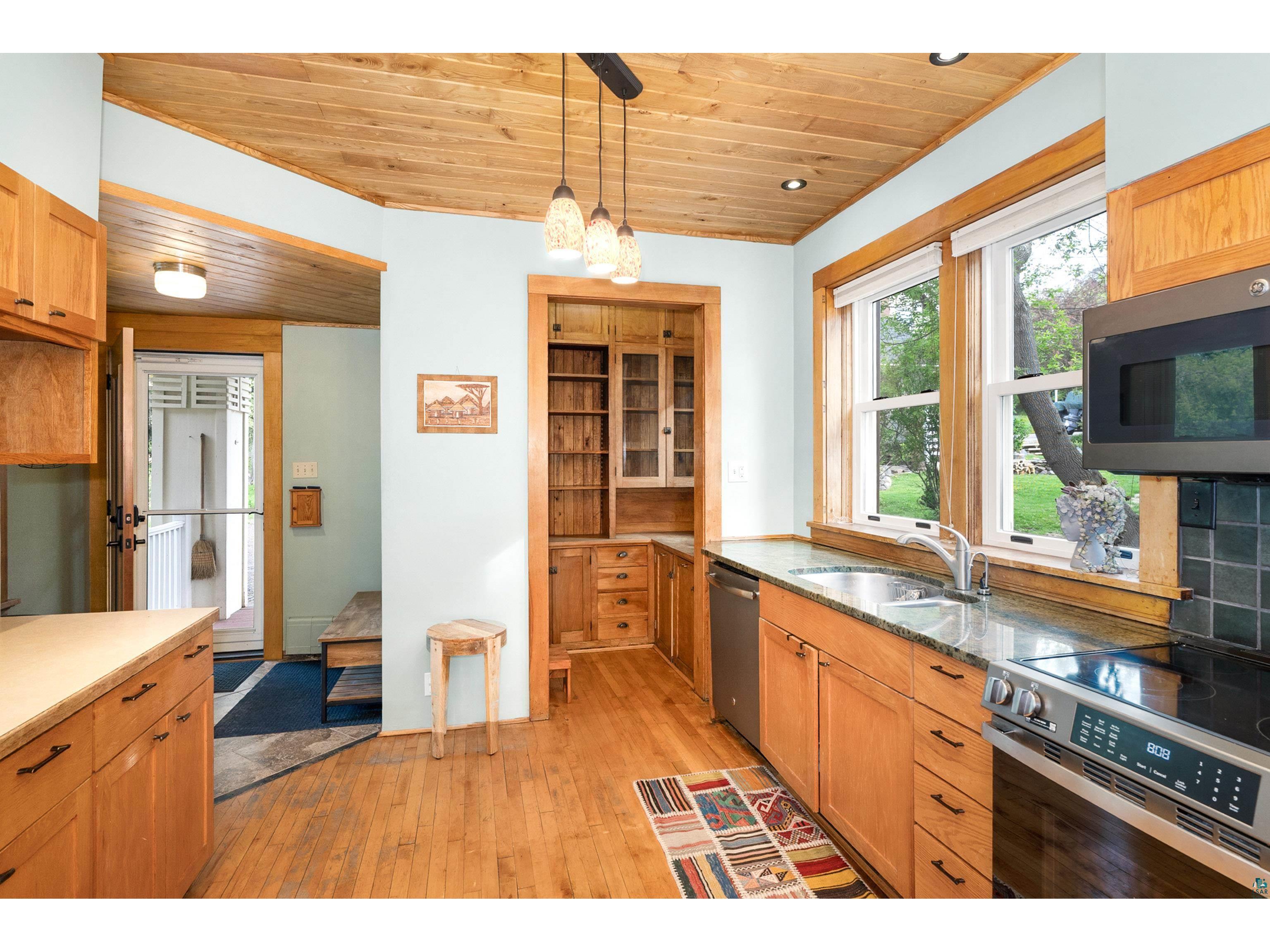 2221 E 4th St Duluth MN 55812 6125693 image20