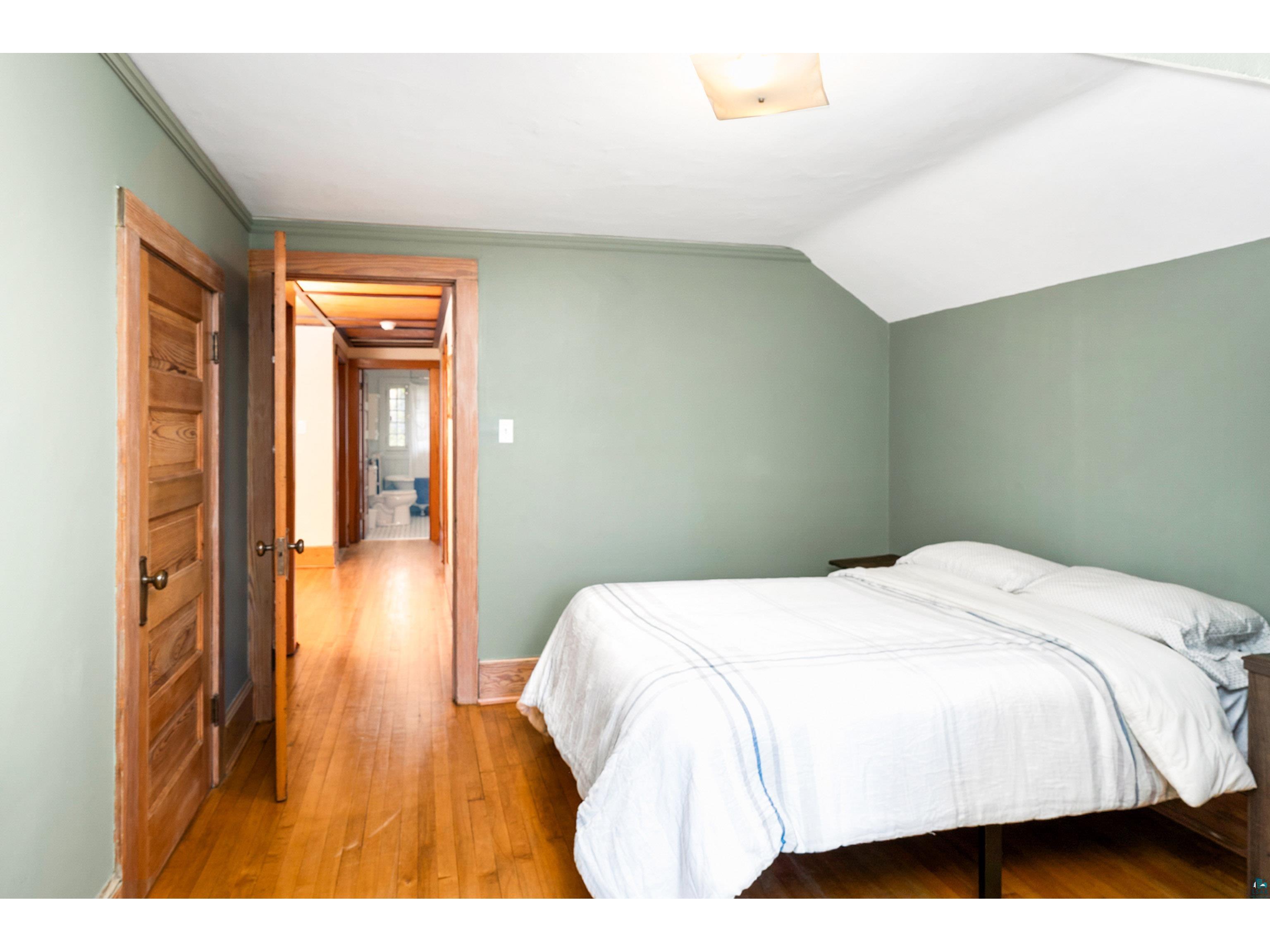 2221 E 4th St Duluth MN 55812 6125693 image69