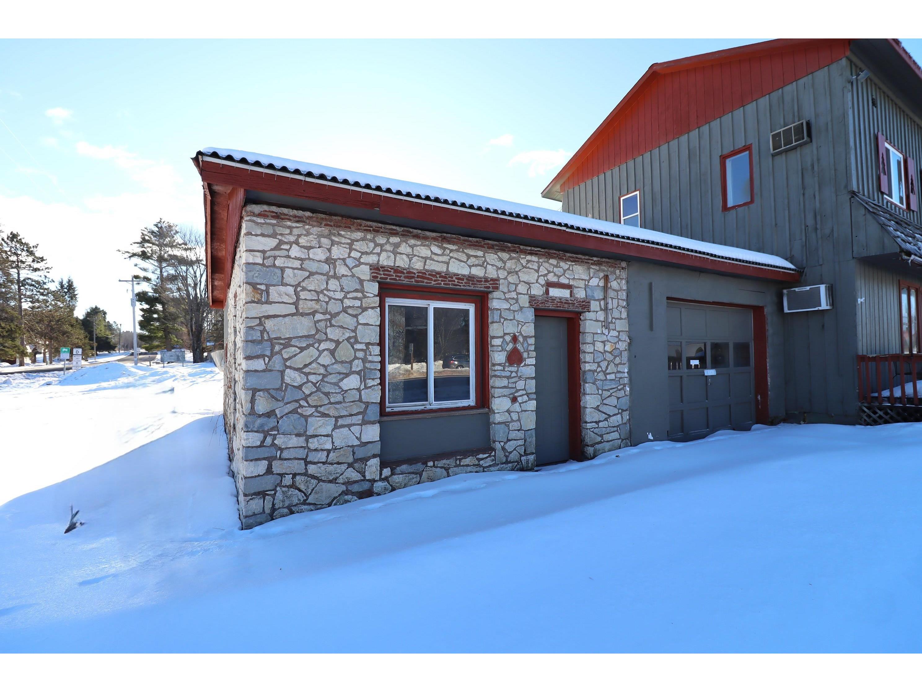 22211 Hwy 63 Grand View WI 54839 6123350 image1