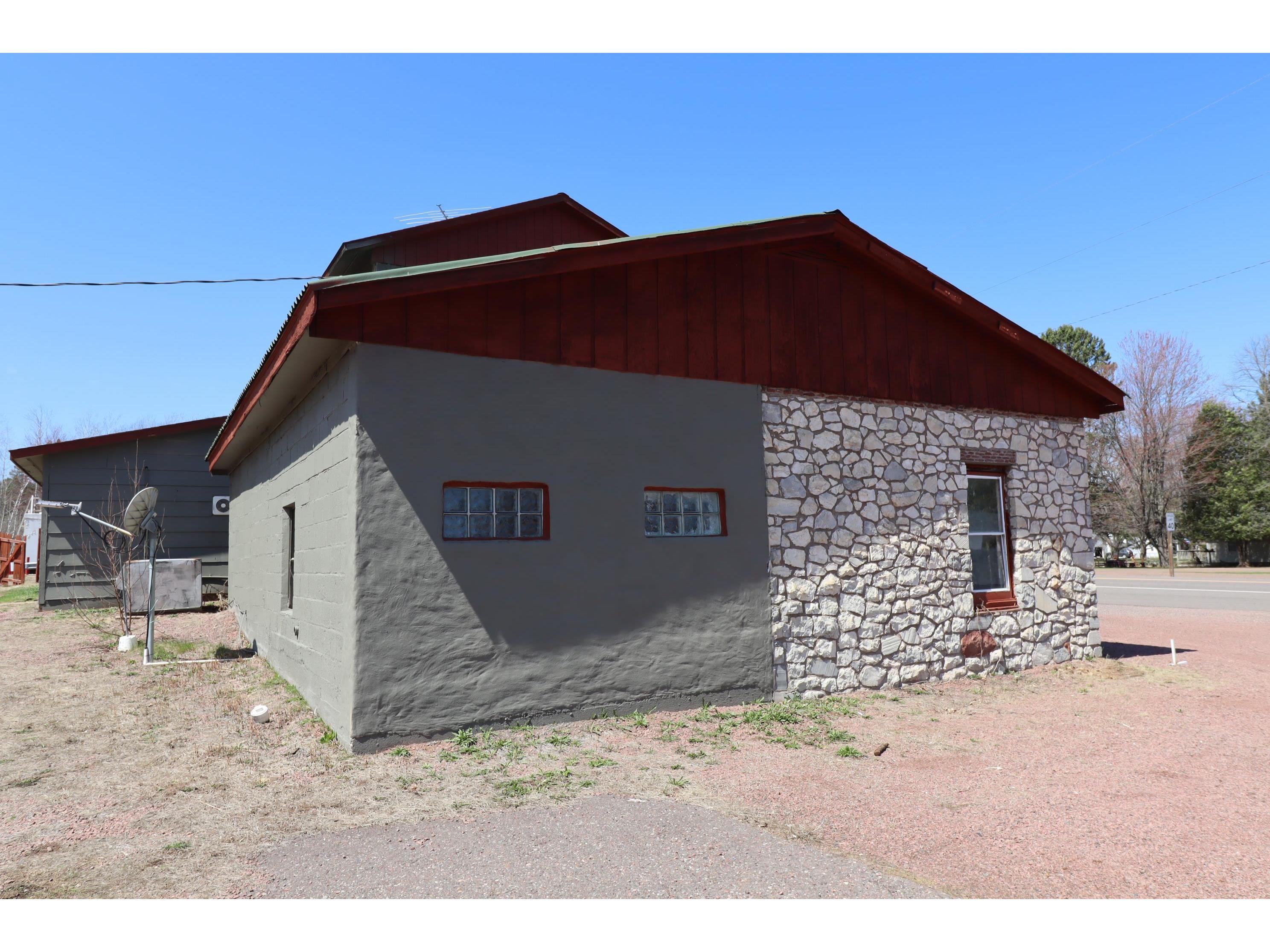 22211 Hwy 63 Grand View WI 54839 6123350 image22