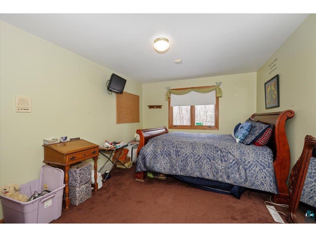 2223 Leonard St Duluth MN 55811 6123695 image12