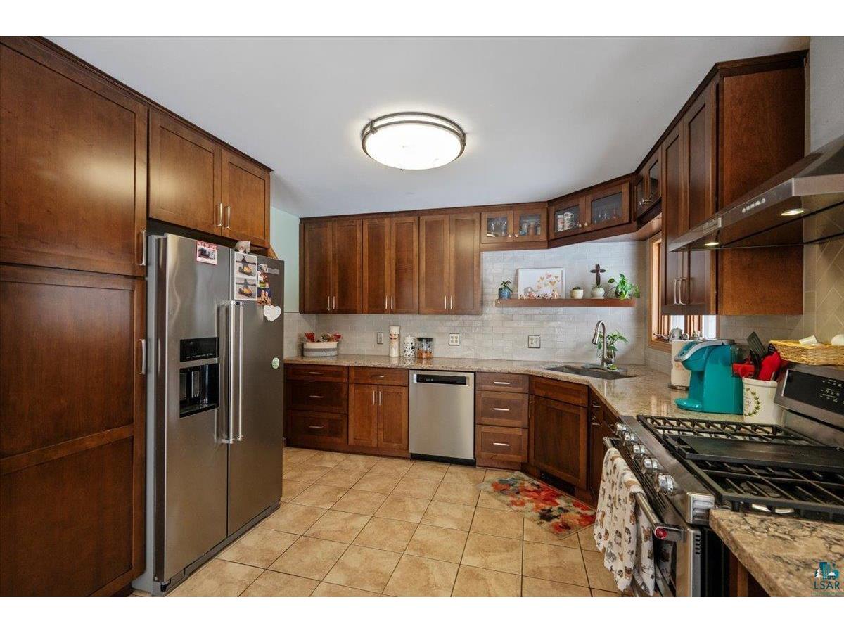 2223 Leonard St Duluth MN 55811 6123695 image6