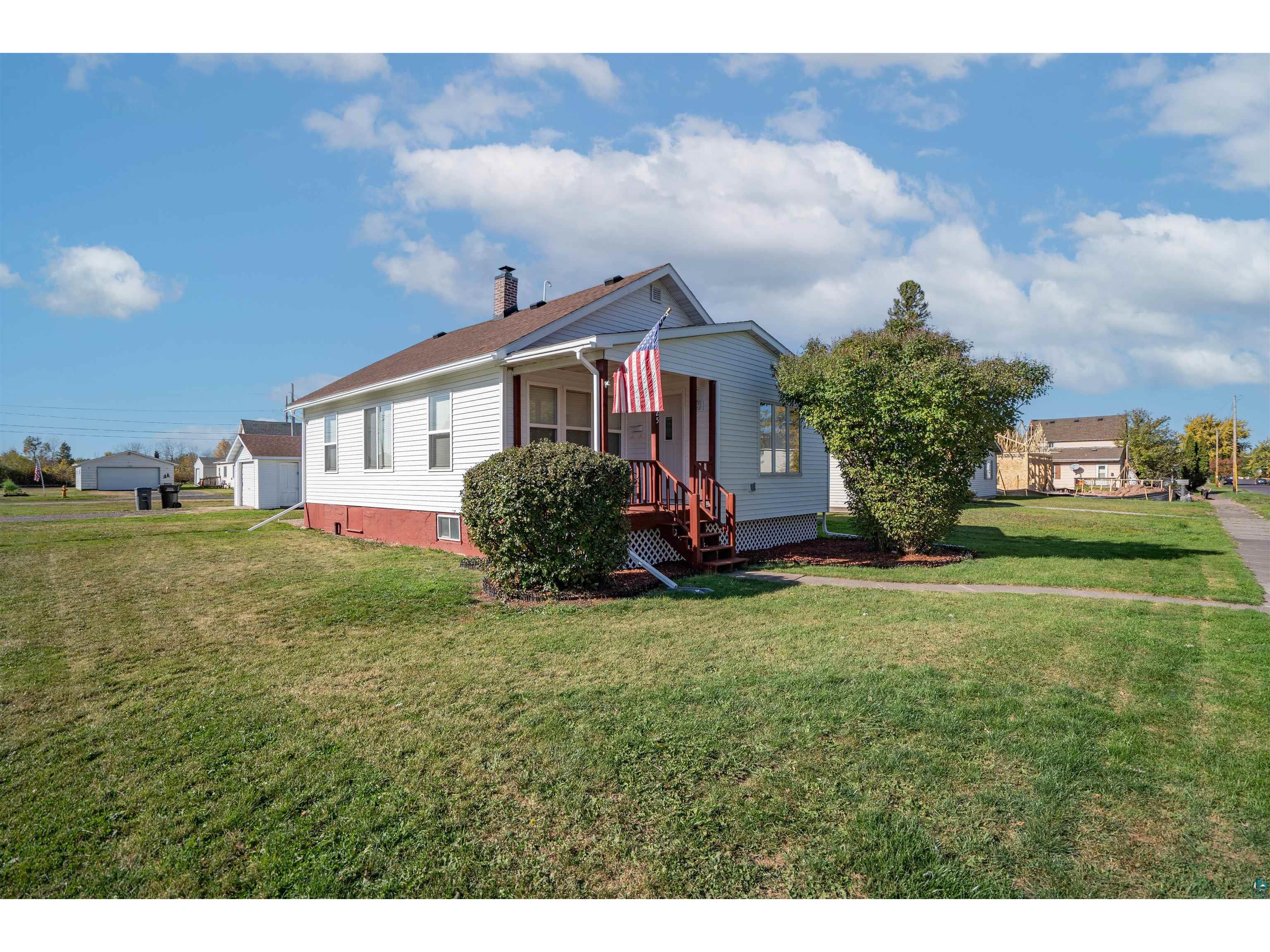 2225 Oakes Ave Superior WI 54880 6116560 image1