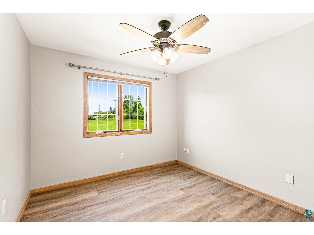 2227 Bardon Ave Superior WI 54880 6126369 image25