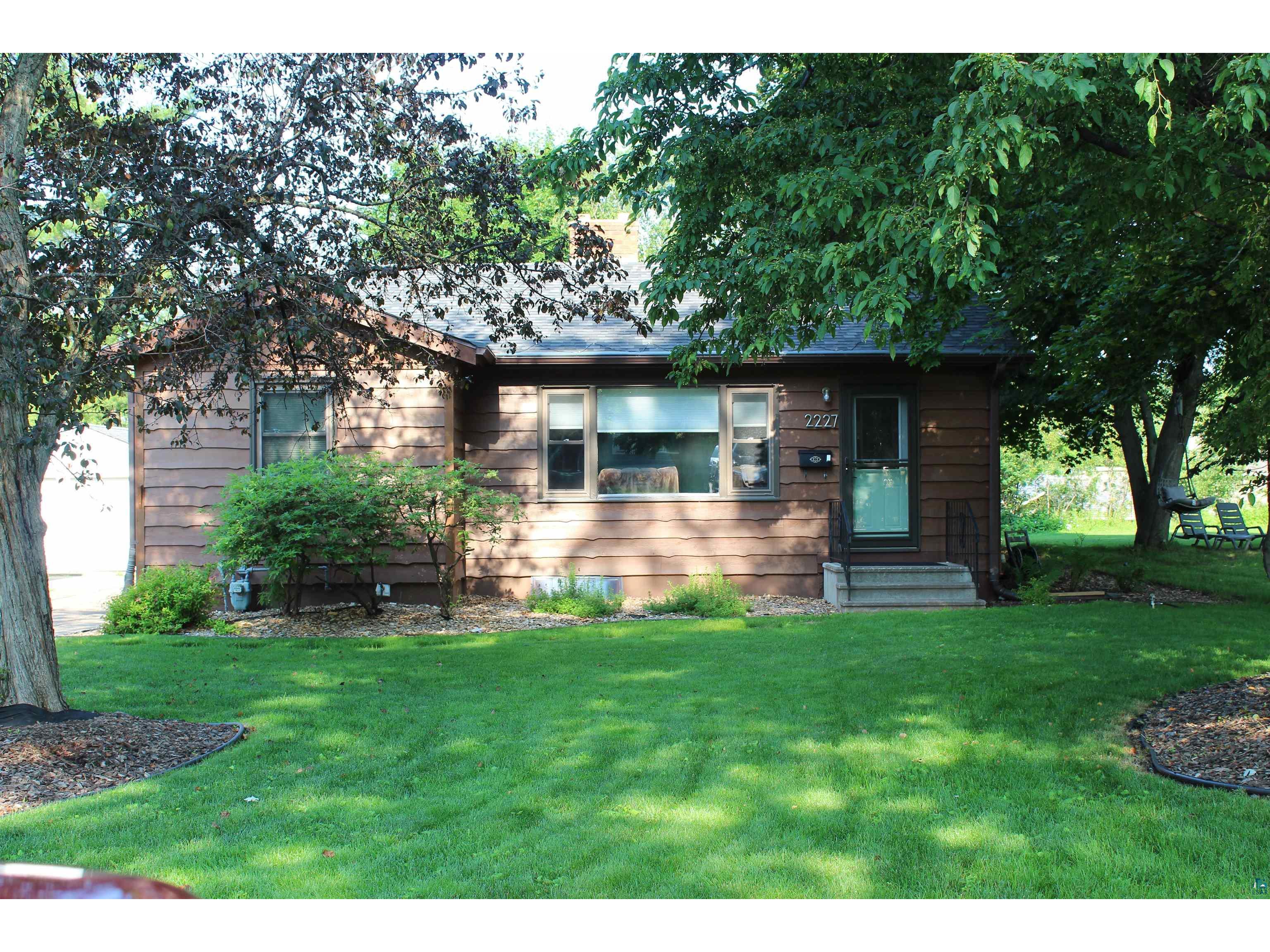 2227 Vermilion Rd Duluth MN 55803 6119279 image1