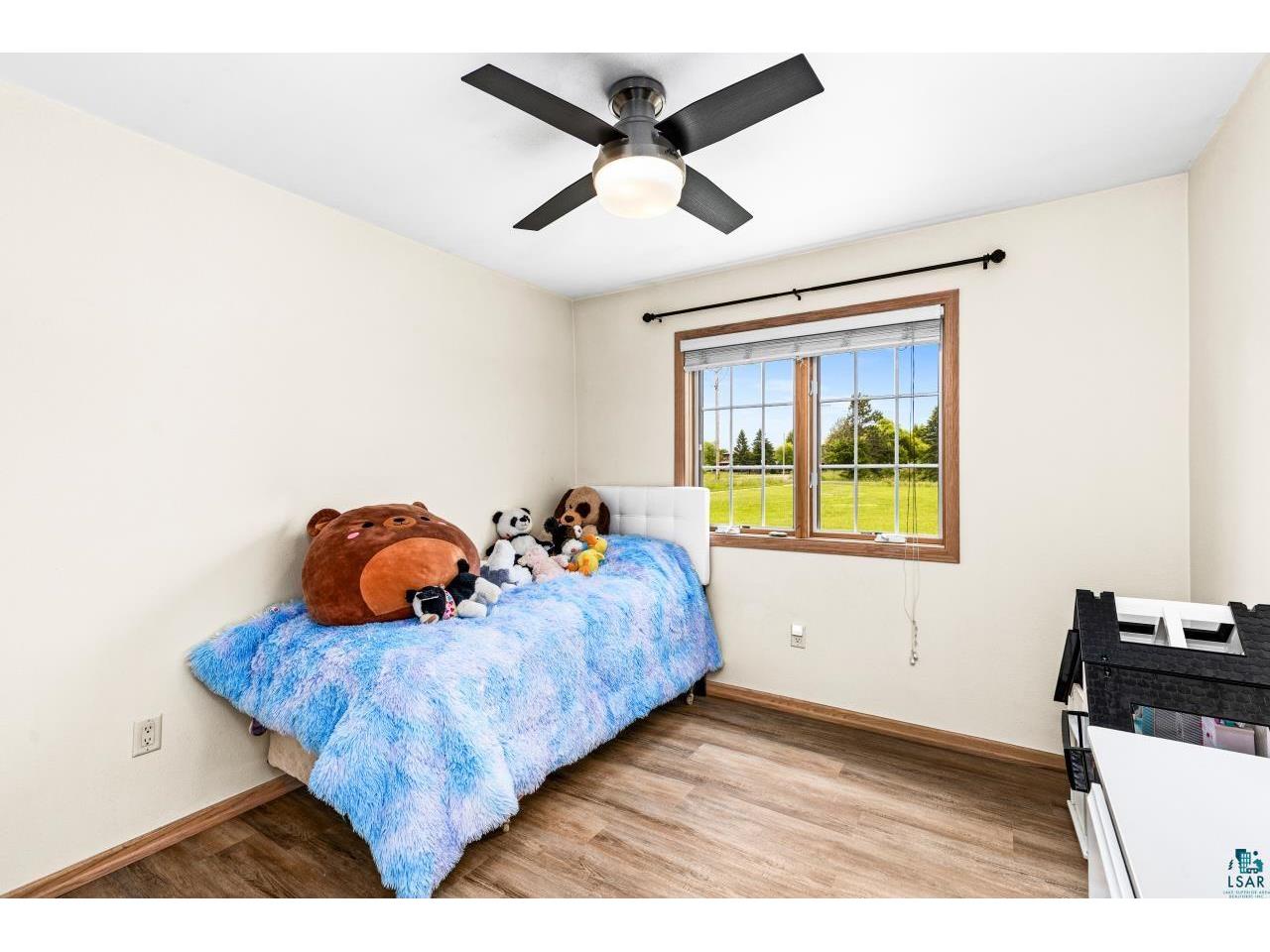 2229 Bardon Ave Superior WI 54880 6126370 image23