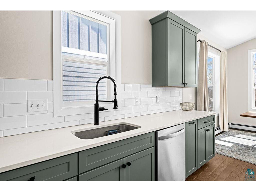 2236 Hoover St Duluth MN 55811 6124378 image11
